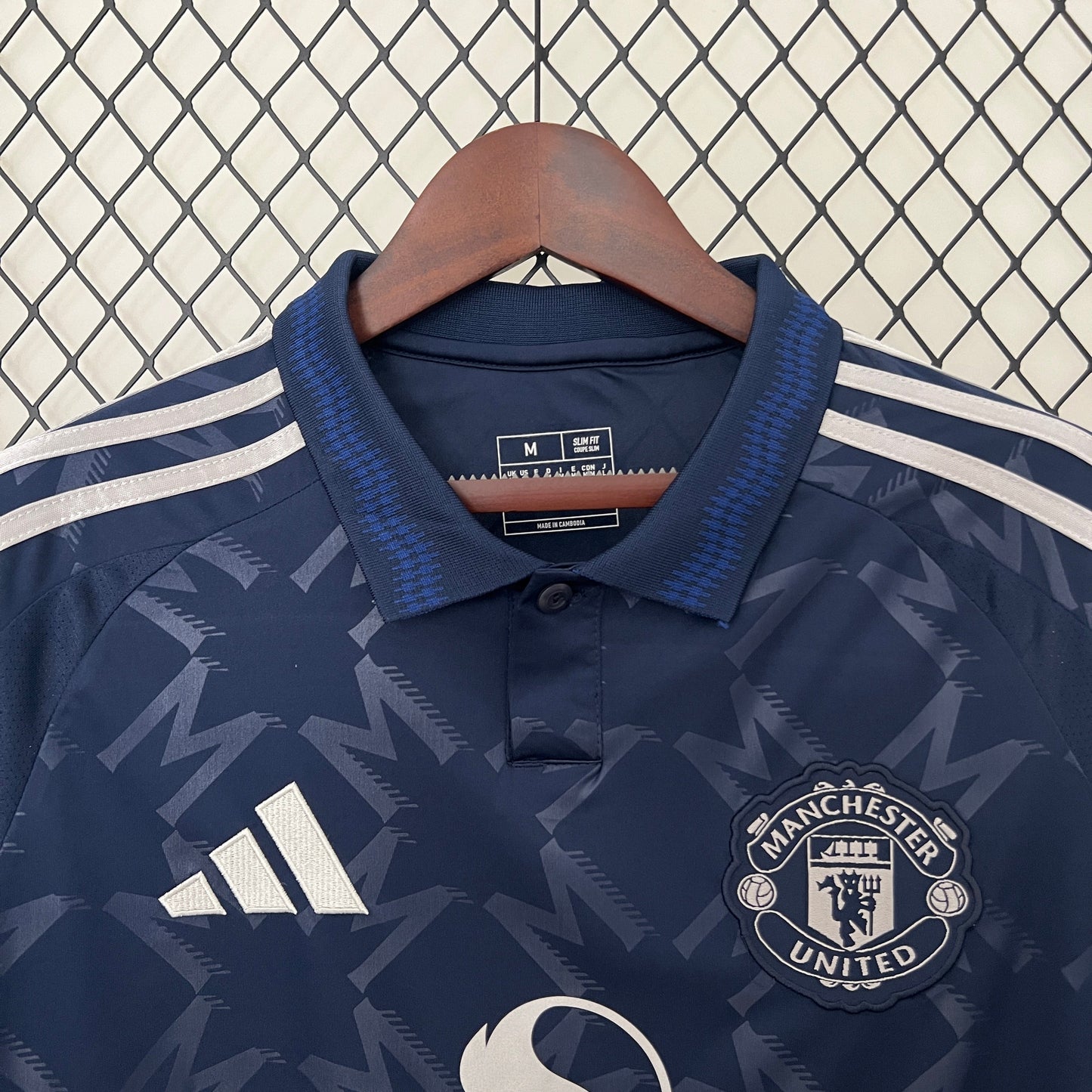 24/25 MANCHESTER UNITED AWAY