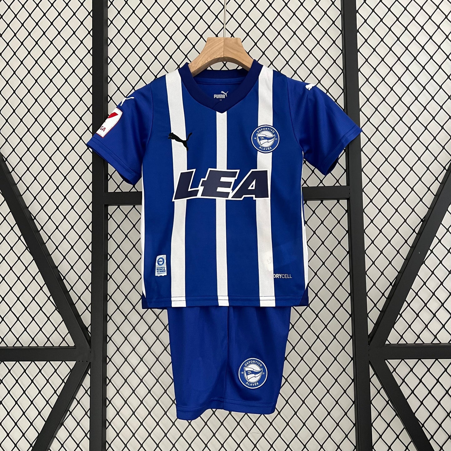 ALAVÉS I 23/24 KIDS KIT