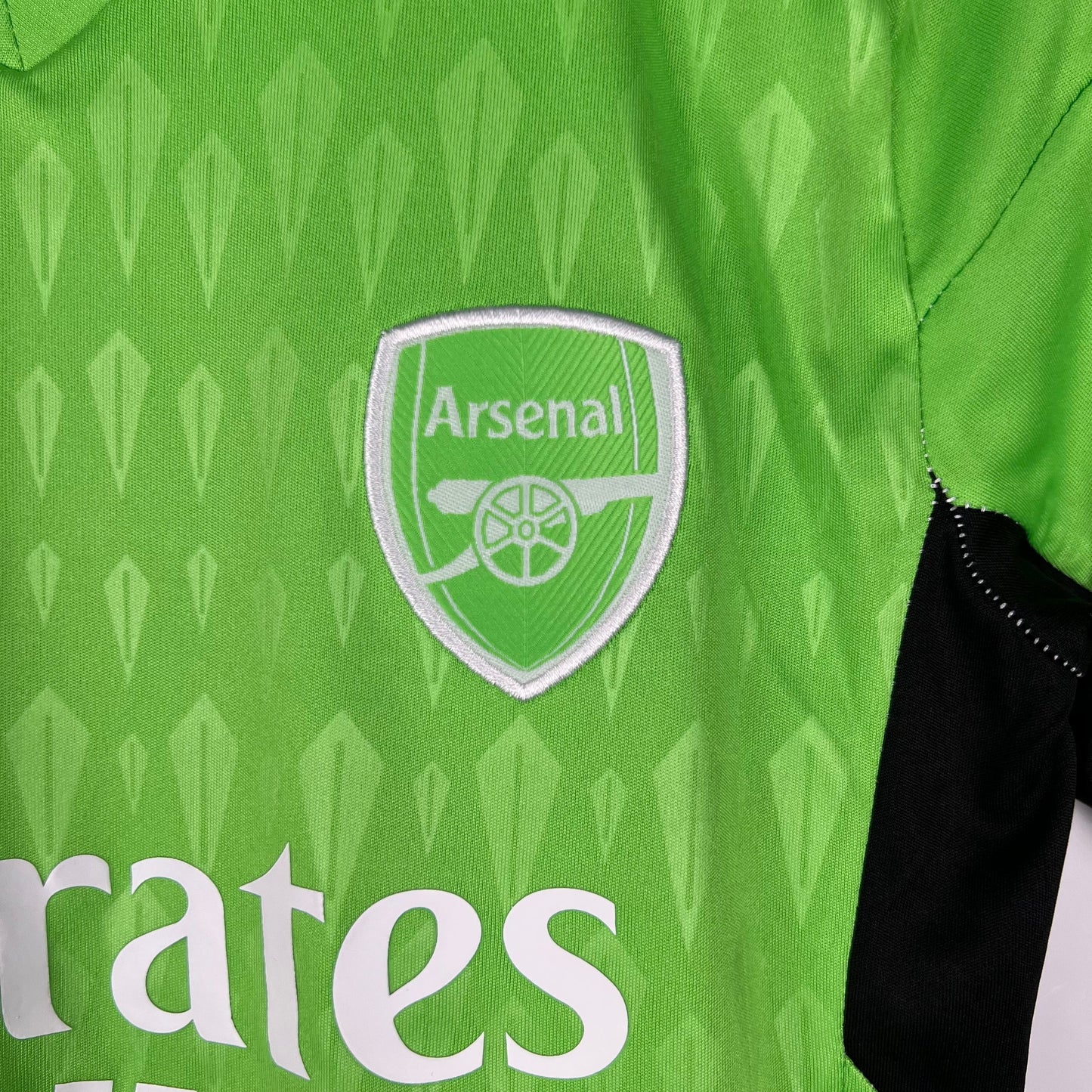 ARSENAL GOALKEEPER/GOALKEEPER II 23/24 KIDS KIT