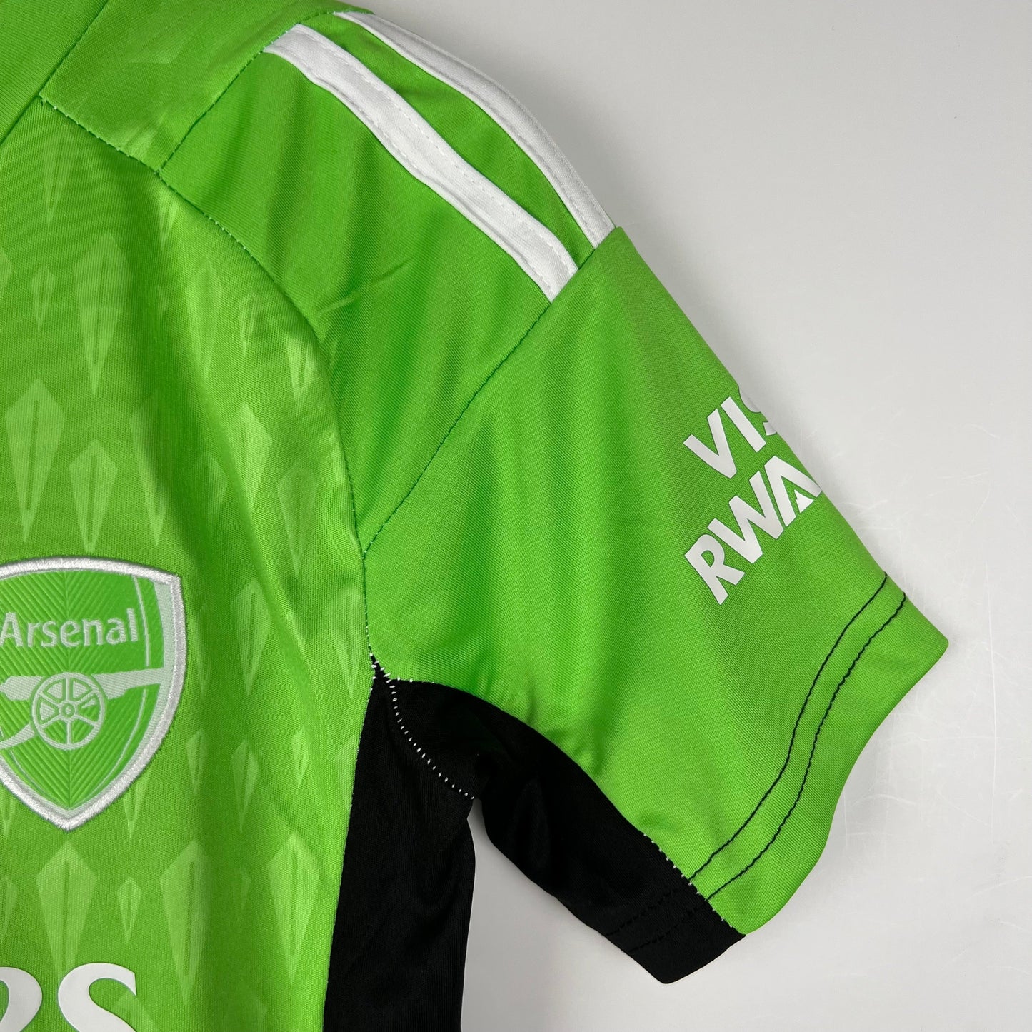 ARSENAL GOALKEEPER/GOALKEEPER II 23/24 KIDS KIT