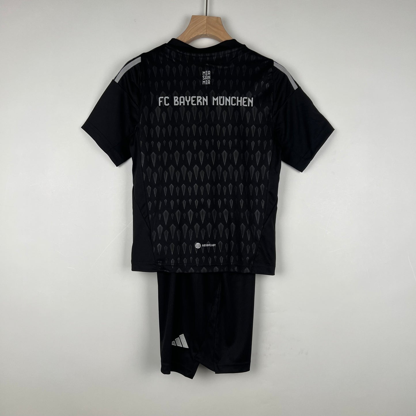 BAYERN MUNICH II 23/24 KIDS KIT