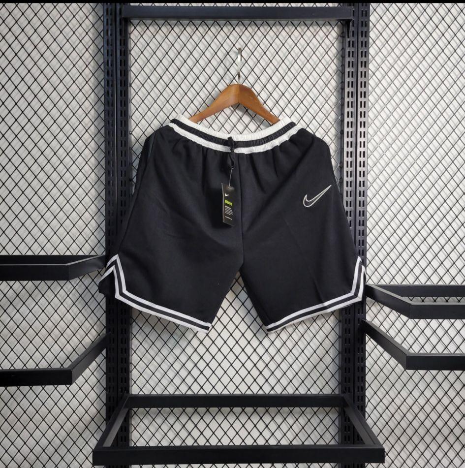 SHORTS NIKE