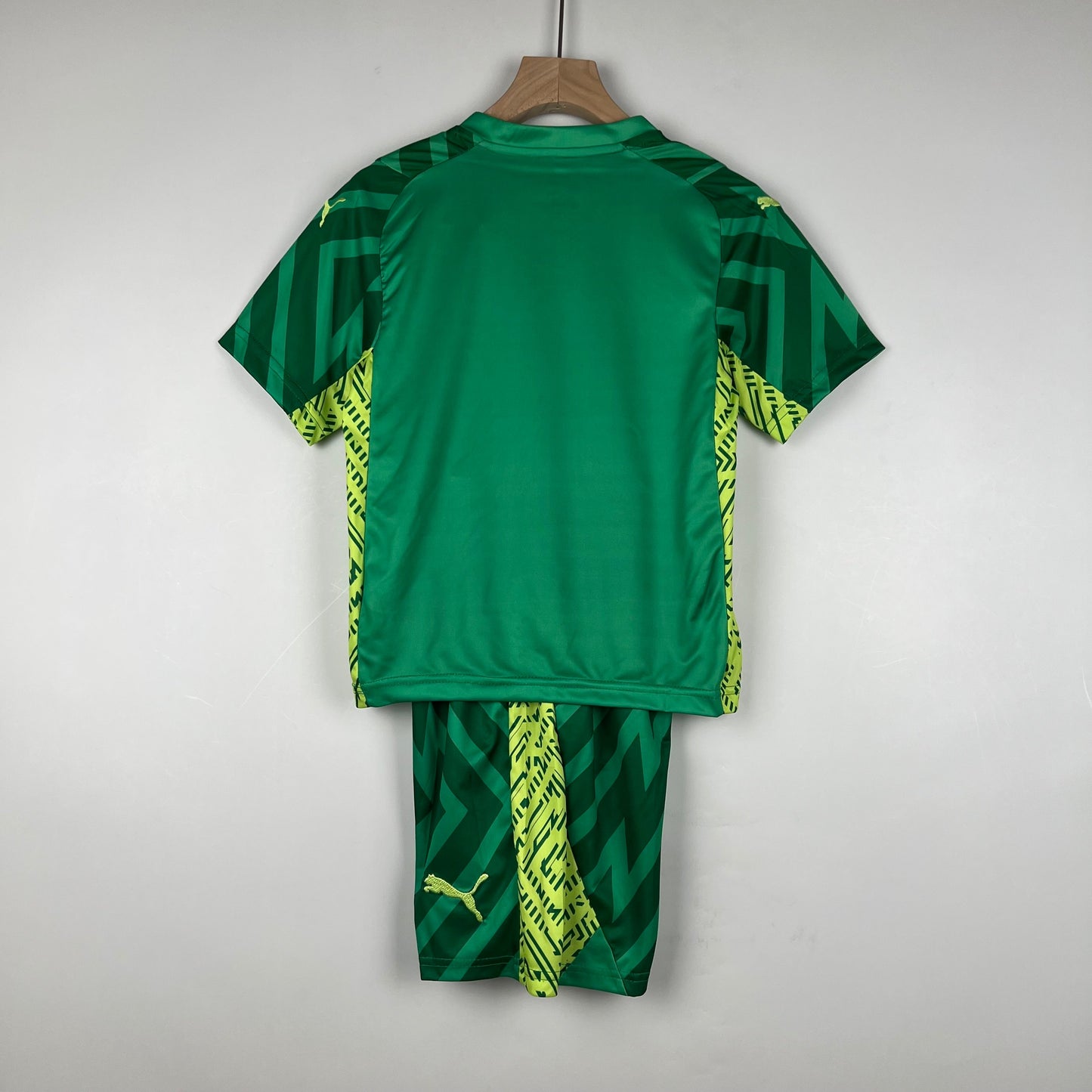MANCHESTER CITY II GOALKEEPER/GOALKEEPER 23/24 KIDS KIT