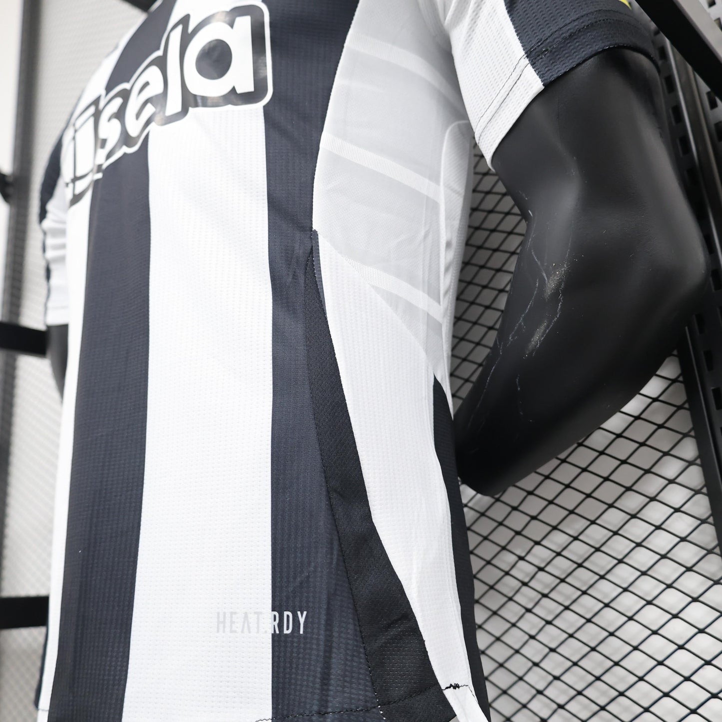 NEWCASTLE I 24/25 MEN (PLAYER VERSION)