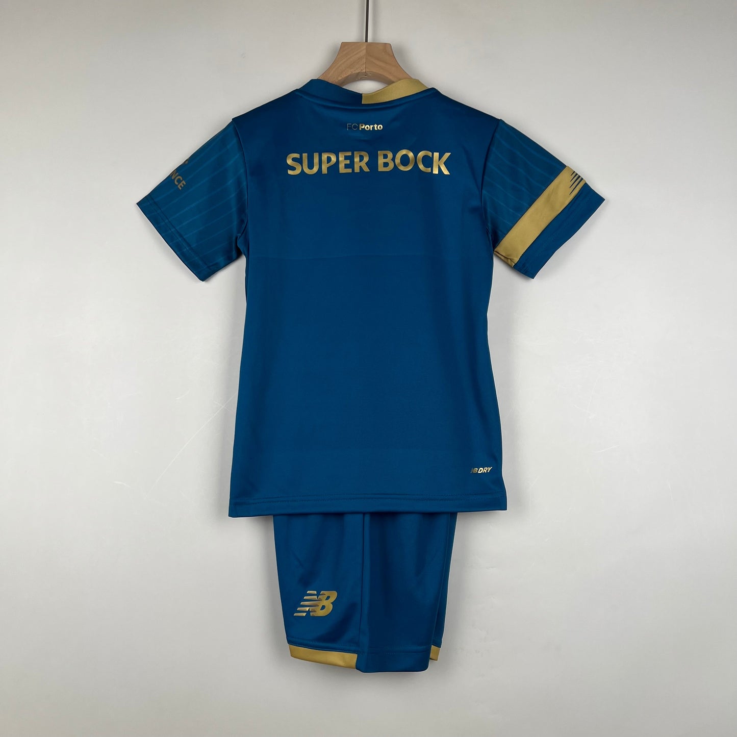 PORTO III 23/24 KIDS KIT