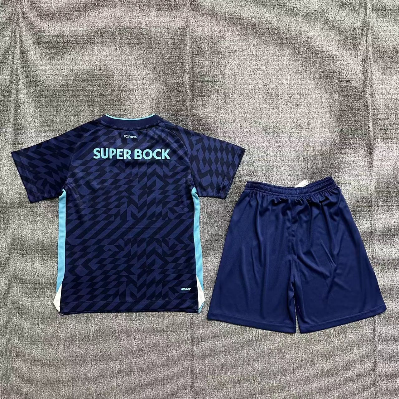 PORTO III 24/25 KIDS KIT