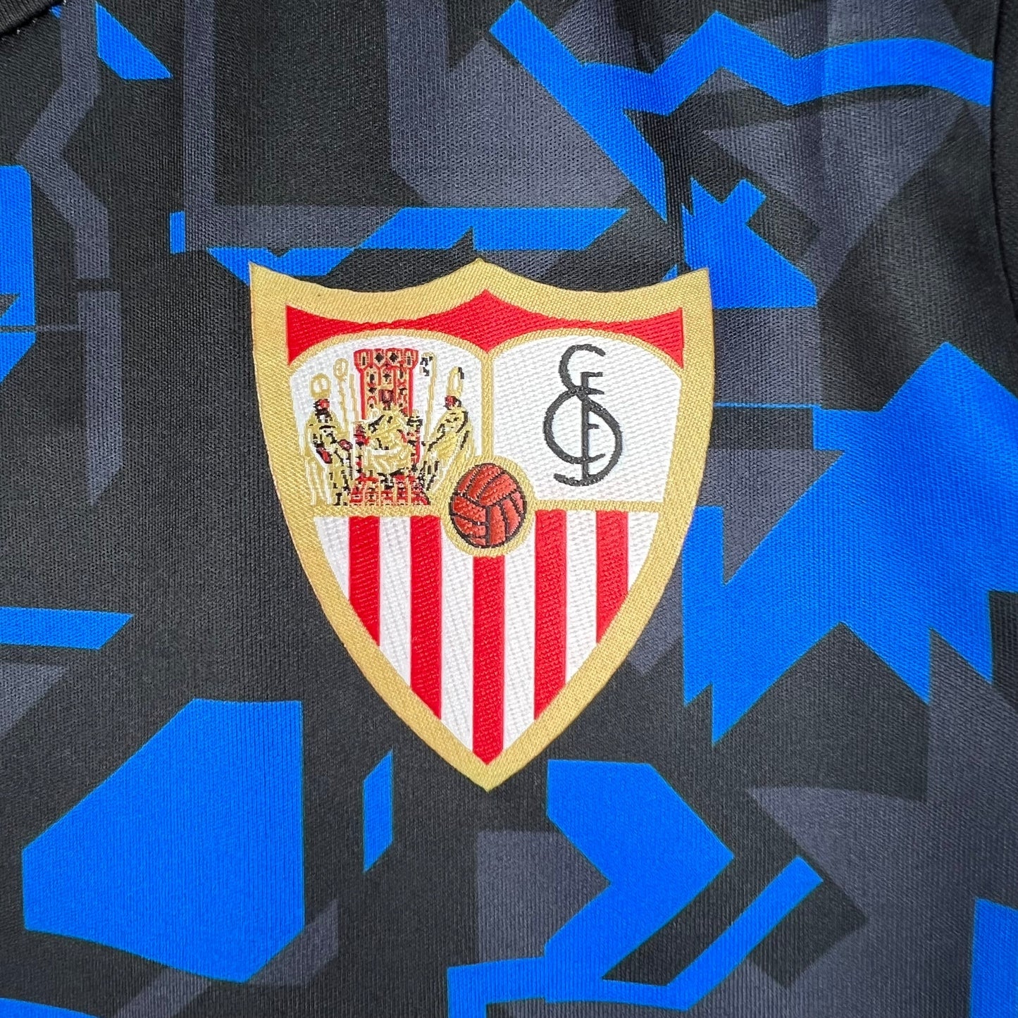 SEVILLA III 23/24 KIDS KIT