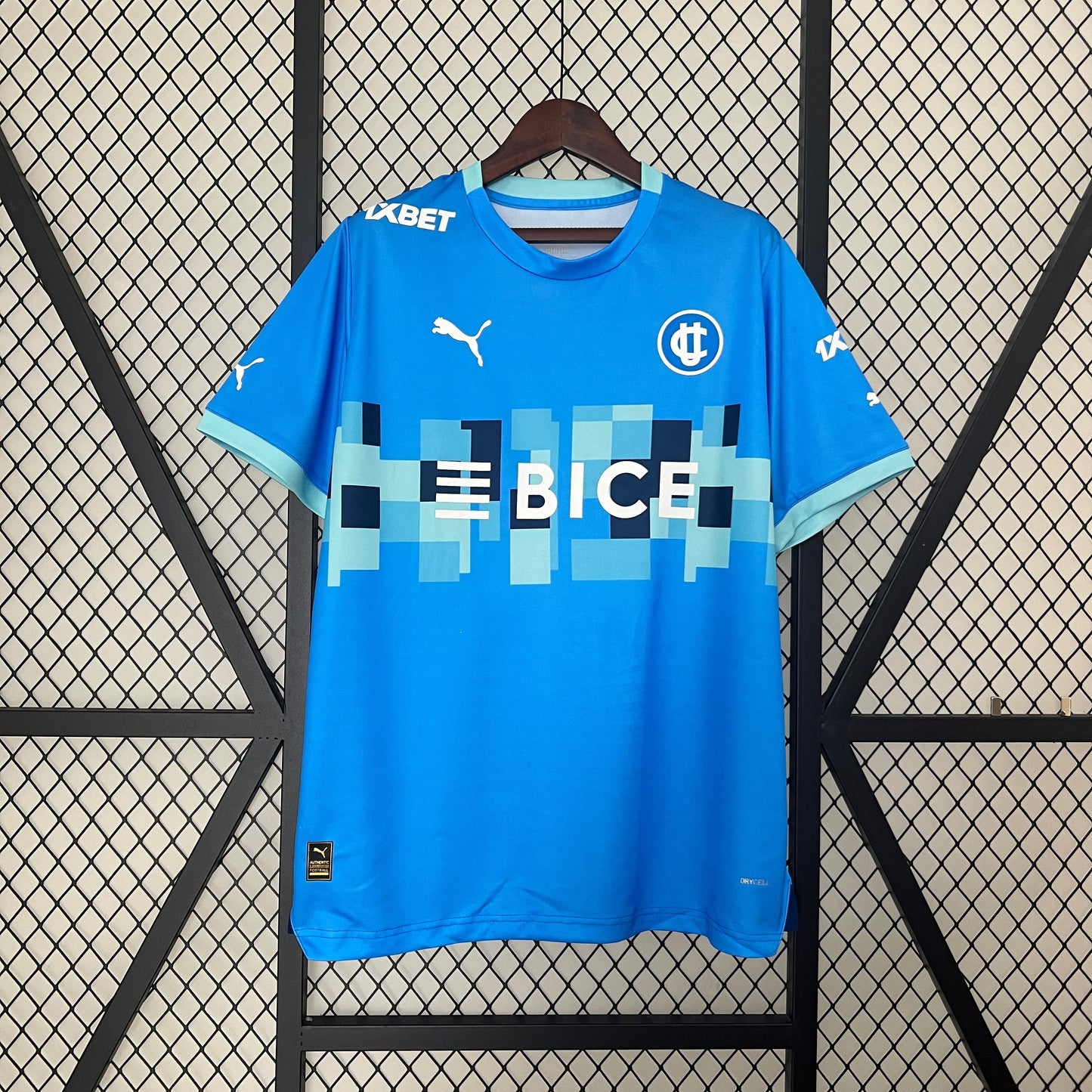 JERSEY UNIVERSIDAD DE CHILE III 24/25 MEN