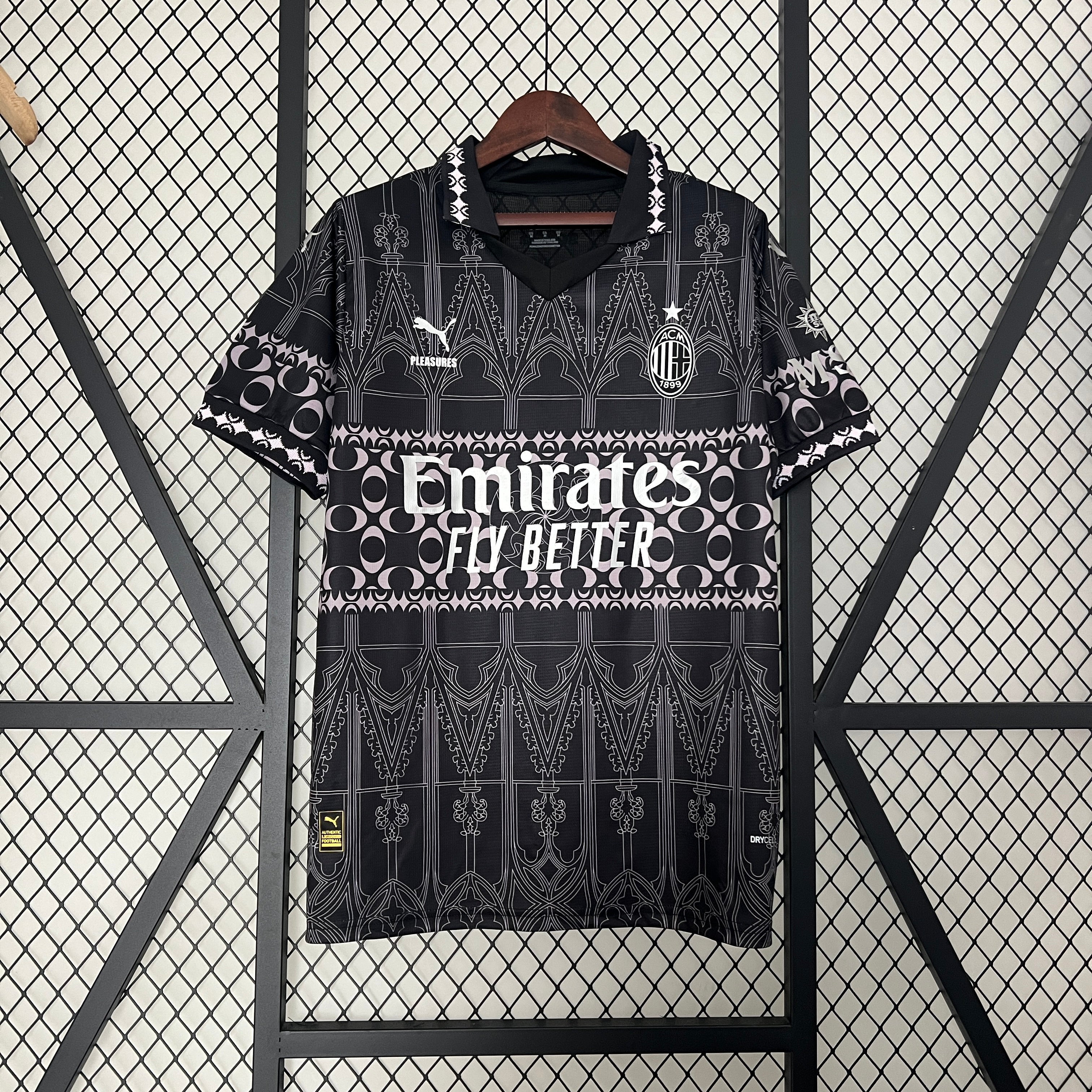 MILAN BLACK 23/24 MEN
