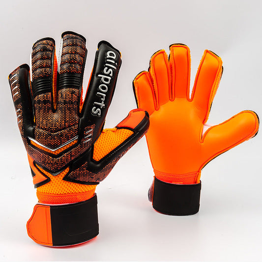 Goalkeeper gloves with fingersave