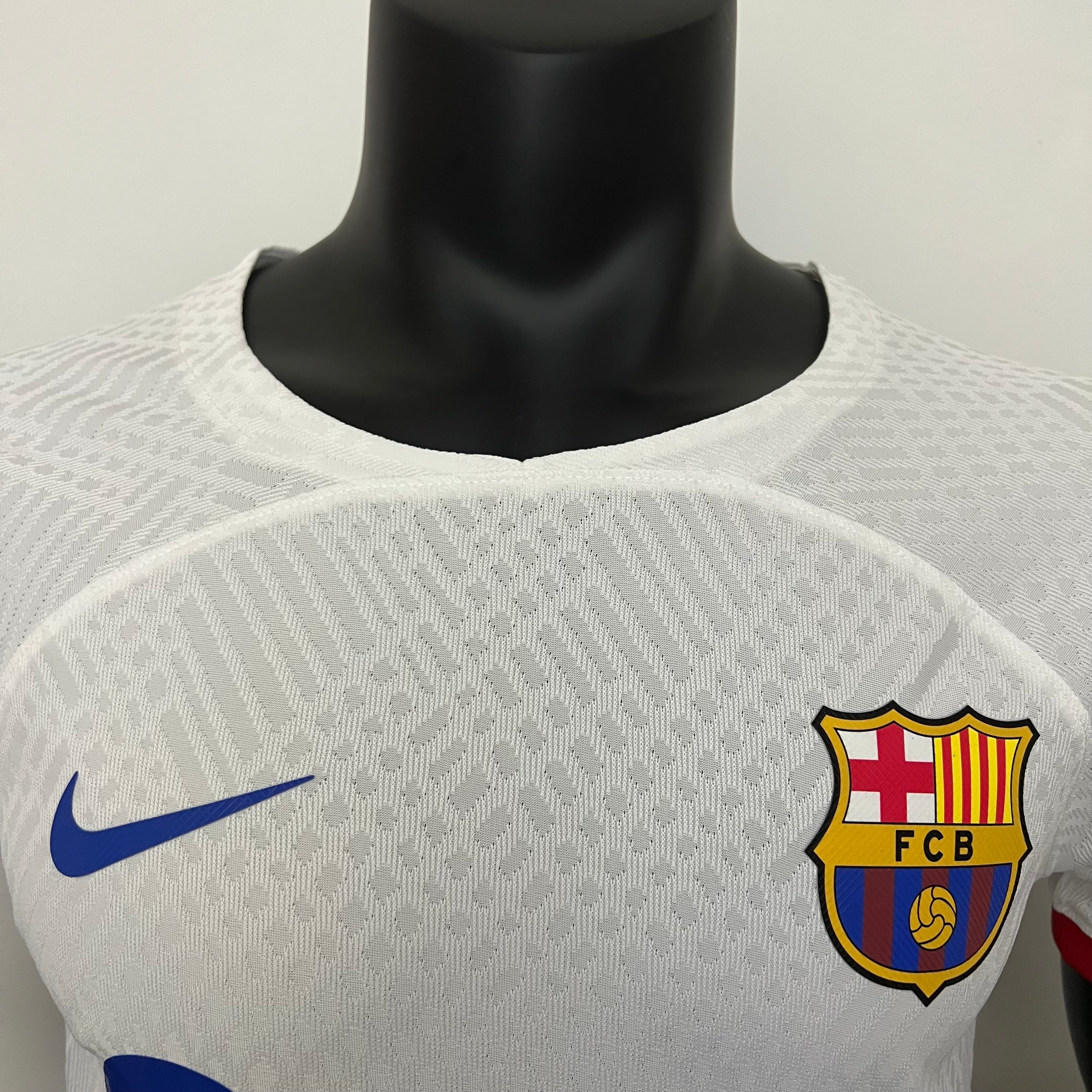 BARCELONA II 23/24 MEN (PLAYER VERSION)