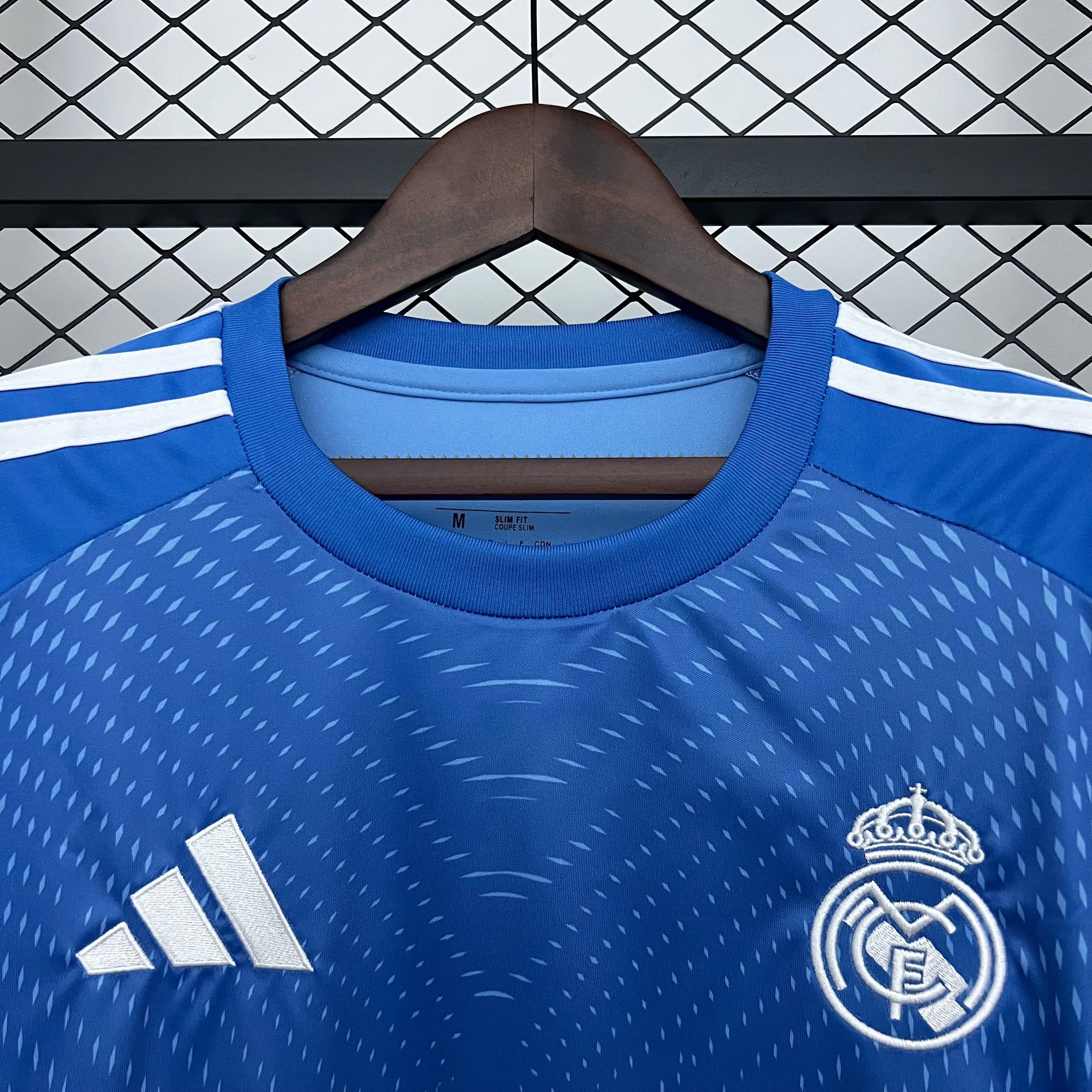 25/26 REAL MADRID SPECIAL EDITION BLUE
