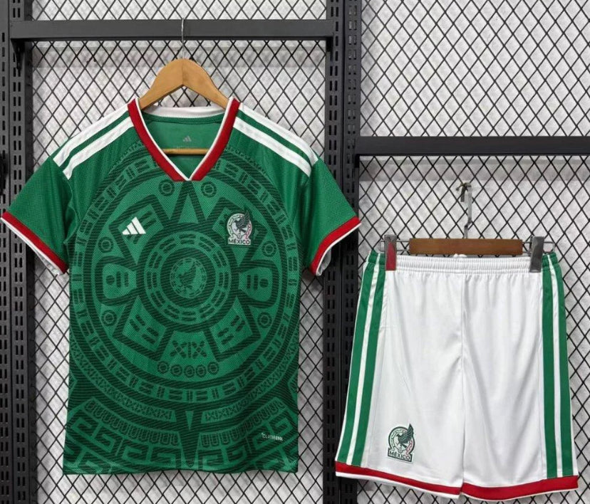 WC/26 Mexico kids