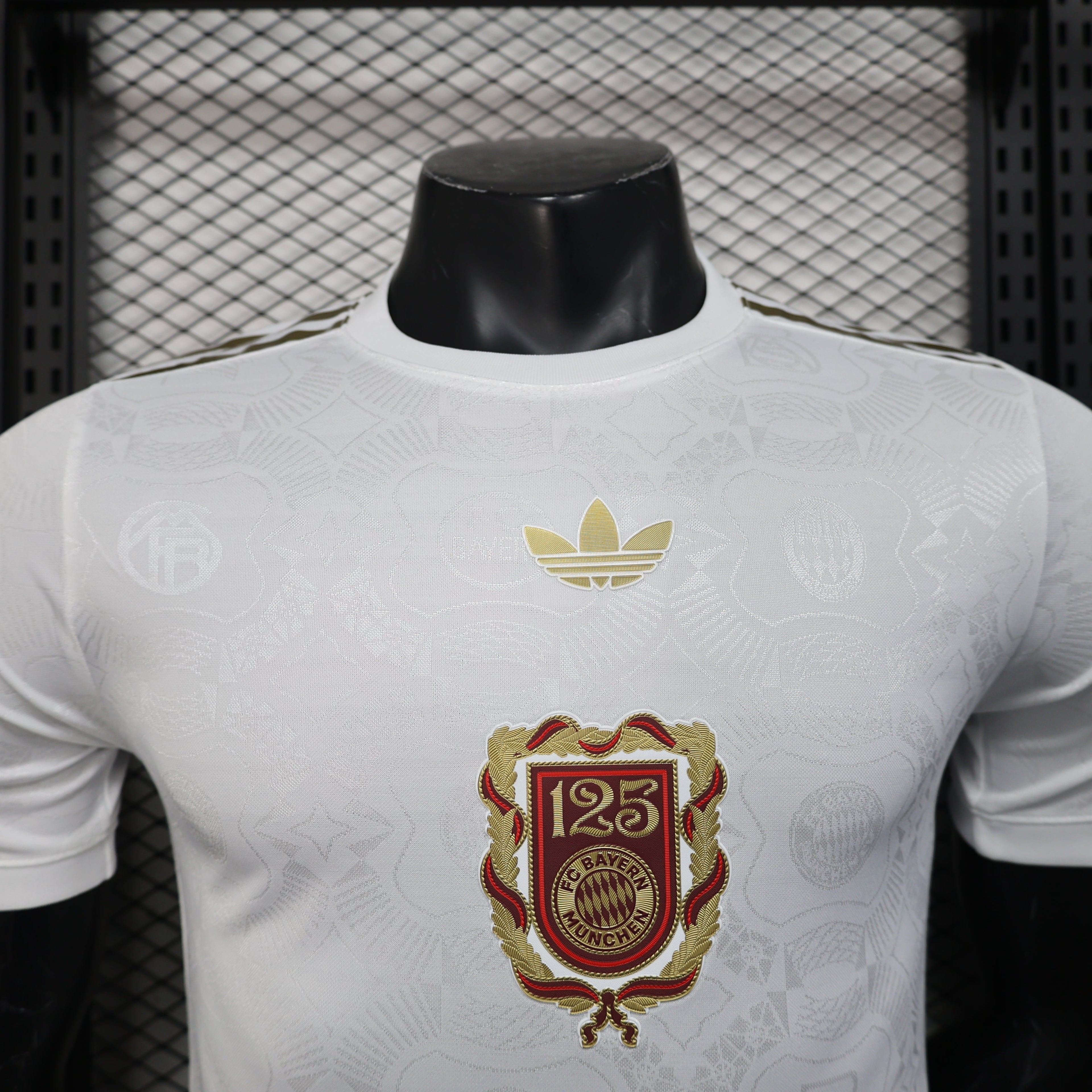 25/26 BAYERN MUNICH 125 ANNIVERSARY SPECIAL EDITION PLAYER VERSION