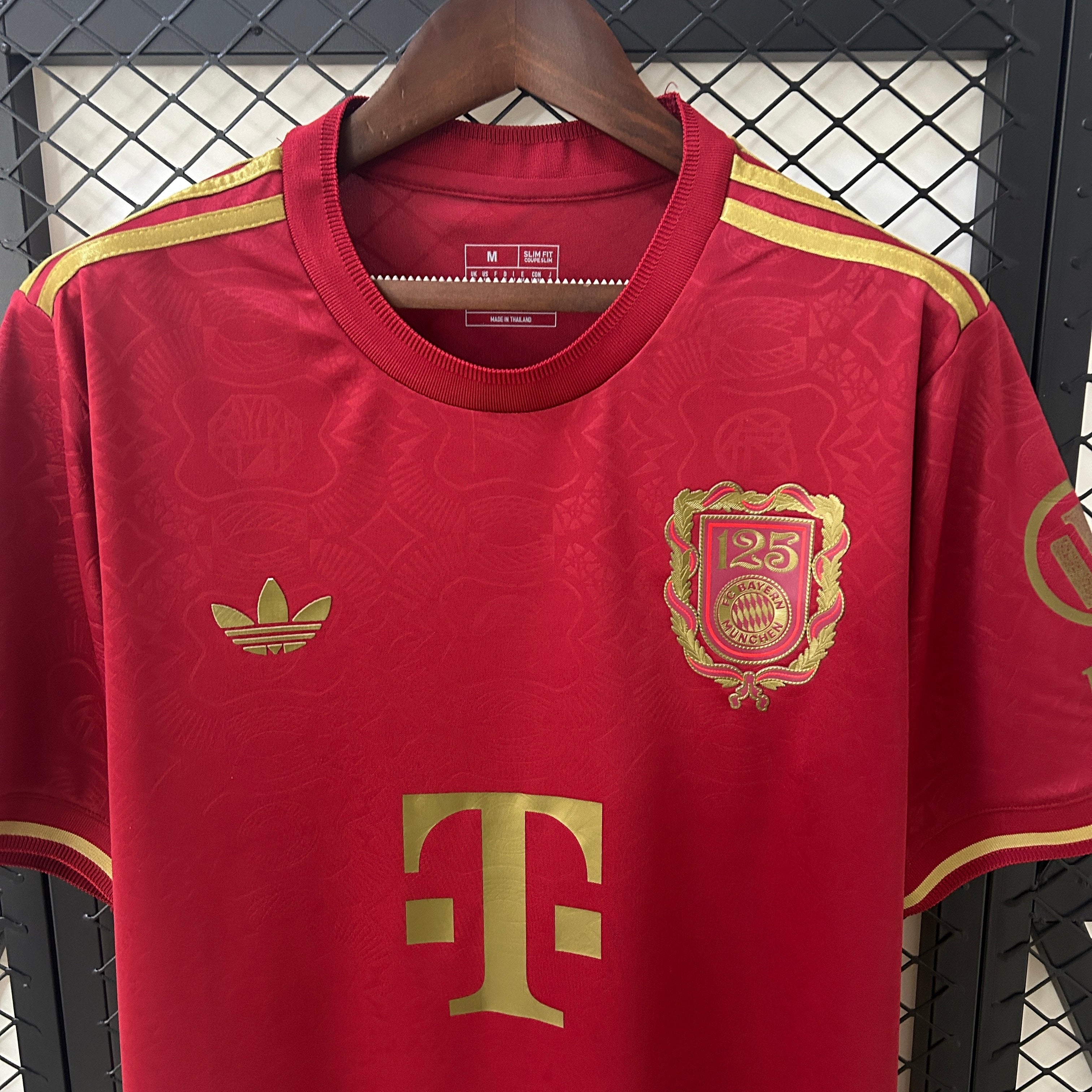 21/22 BAYERN MUNICH 125th ANNIVERSARY RED
