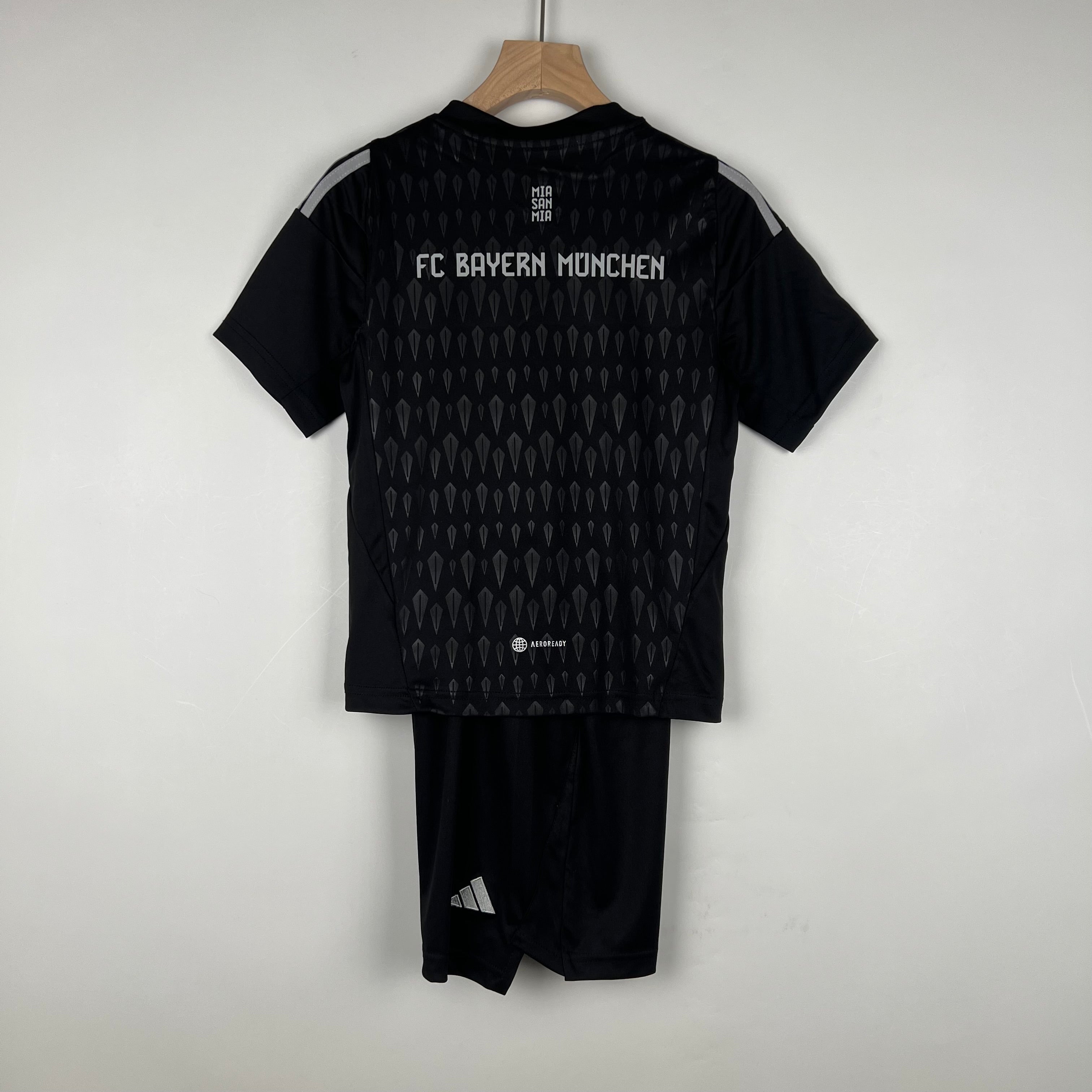 BAYERN MUNICH II 23/24 KIDS KIT