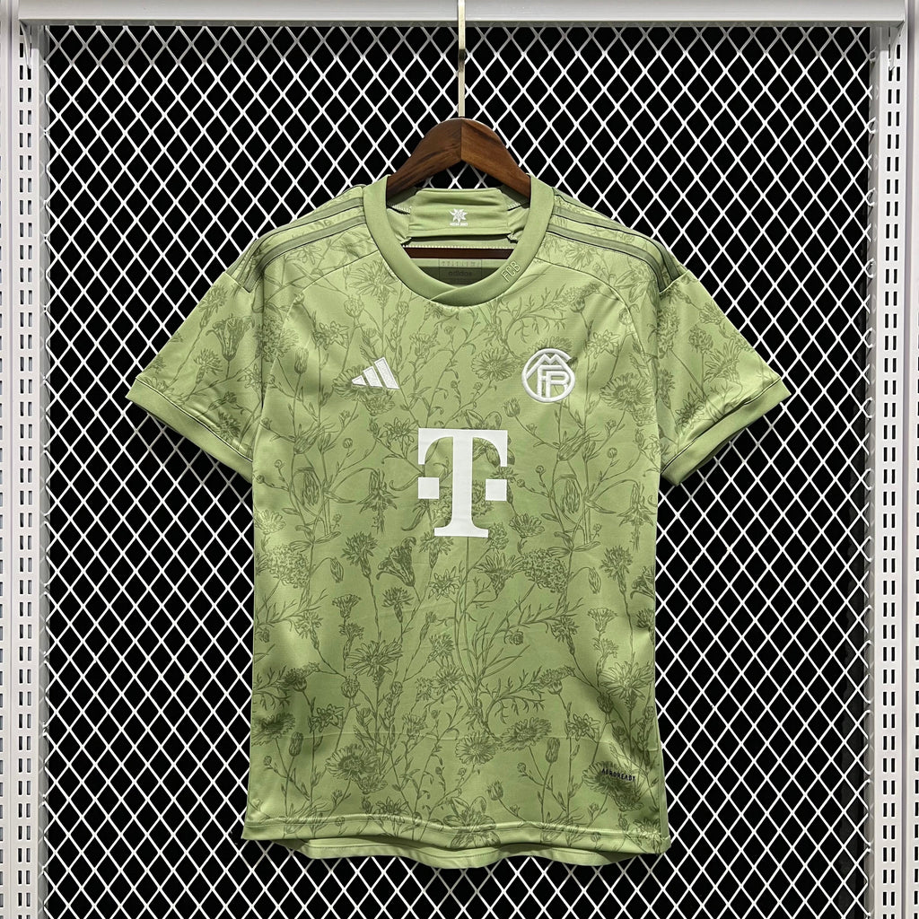 BAYERN MUNICH SPECIAL EDITION BEER FEST 23/24 MEN