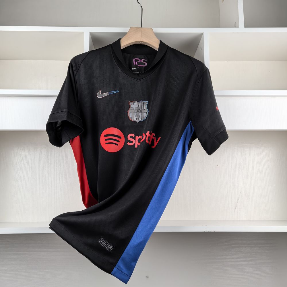 BARCELONA II 24/25 MEN