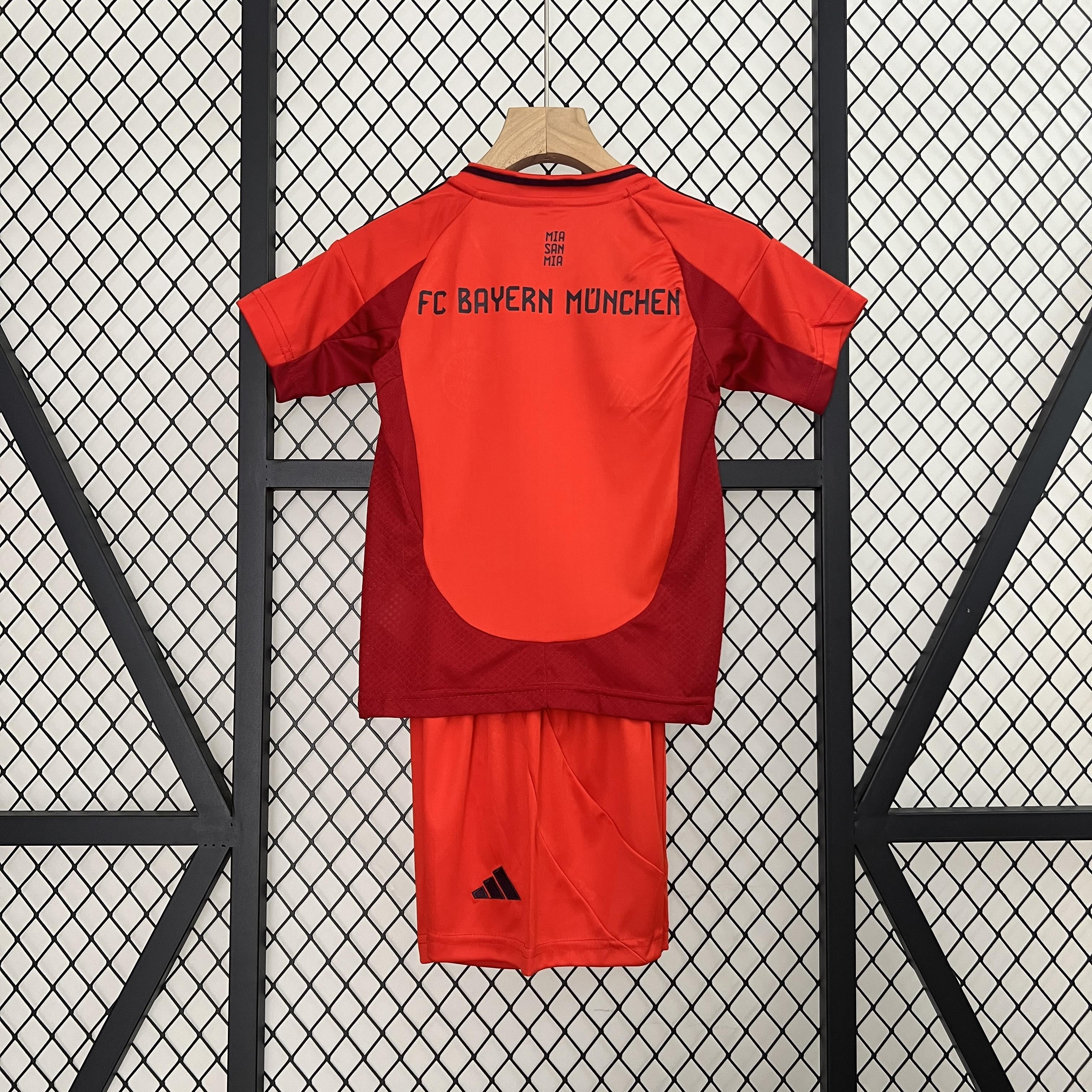 BAYERN MUNICH I 24/25 KIDS KIT
