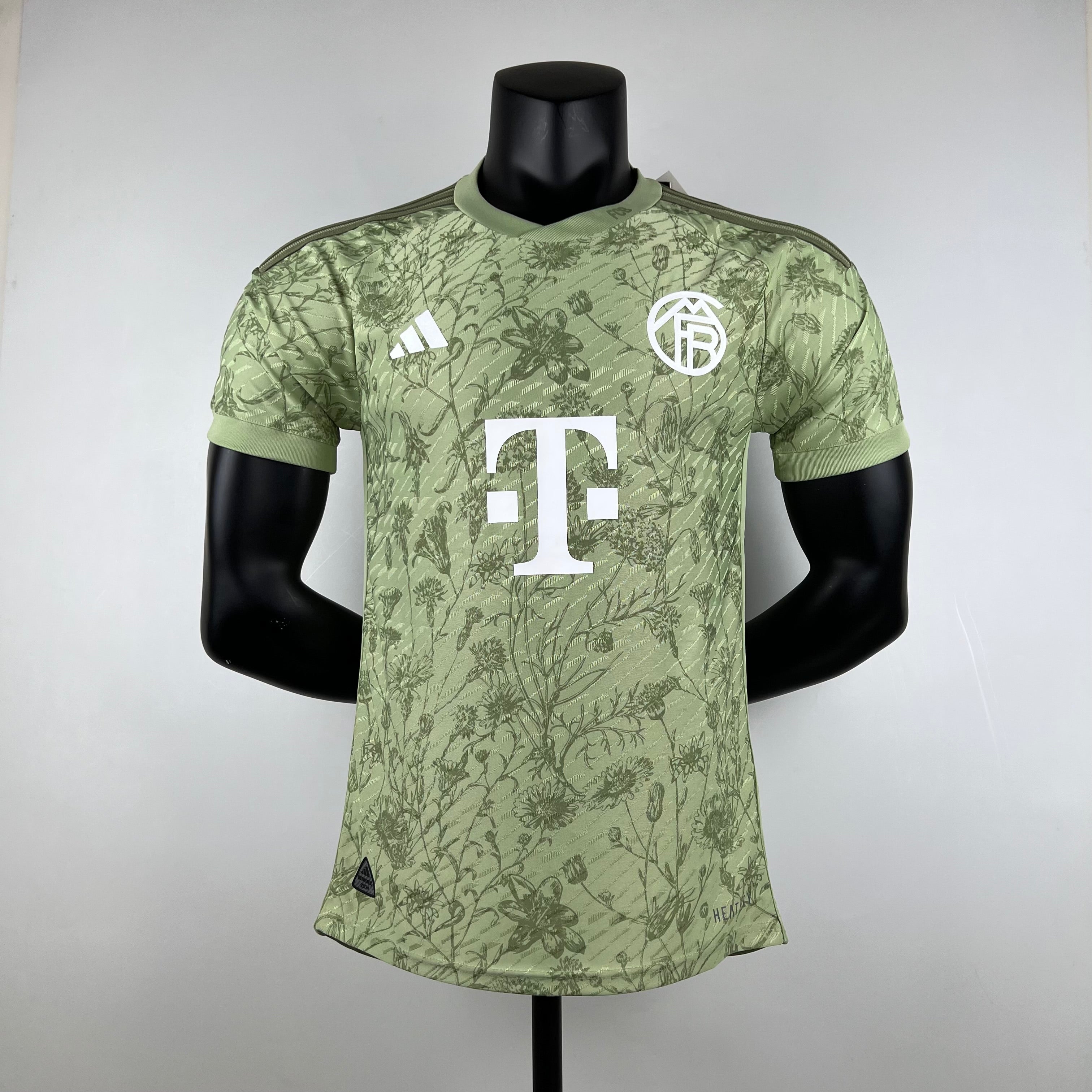 BAYERN MUNICH SPECIAL EDITION BEER FEST 23/24 MEN (PLAYER VERSION)