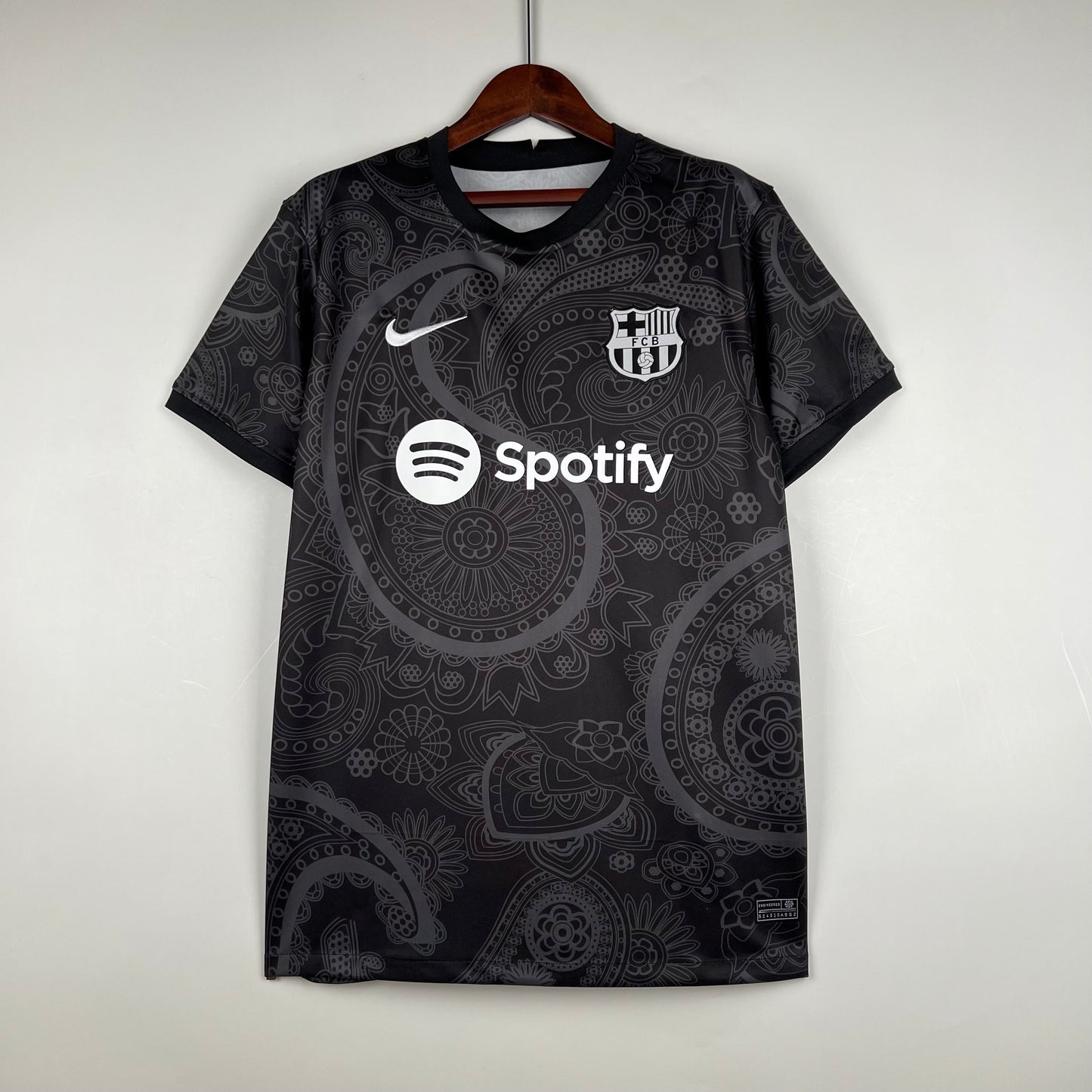 BARCELONA SPECIAL EDITION V 23/24 MEN