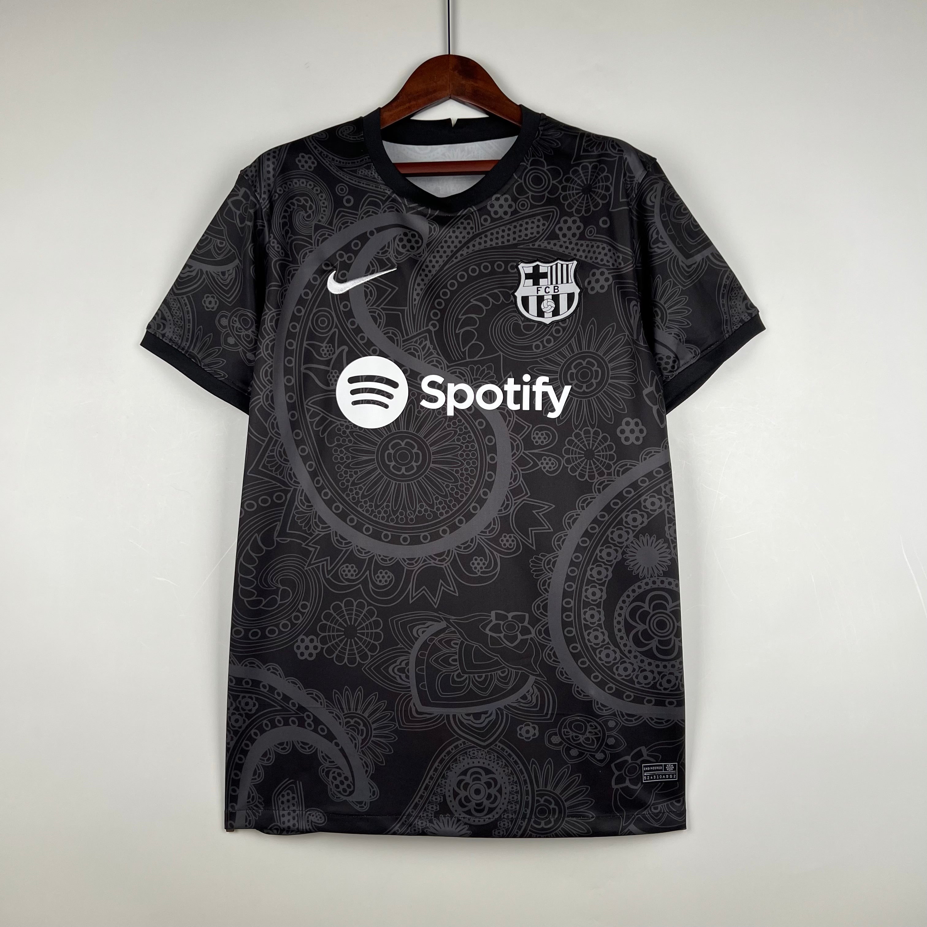 BARCELONA SPECIAL EDITION V 23/24 MEN