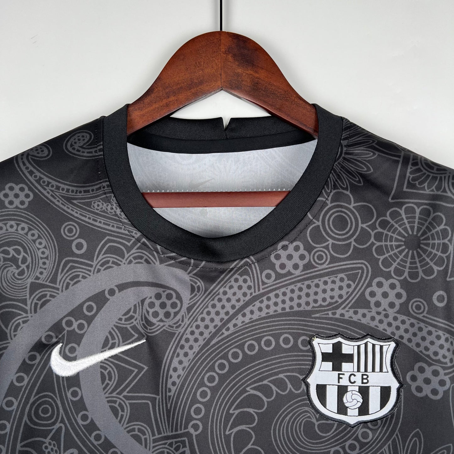 BARCELONA SPECIAL EDITION V 23/24 MEN