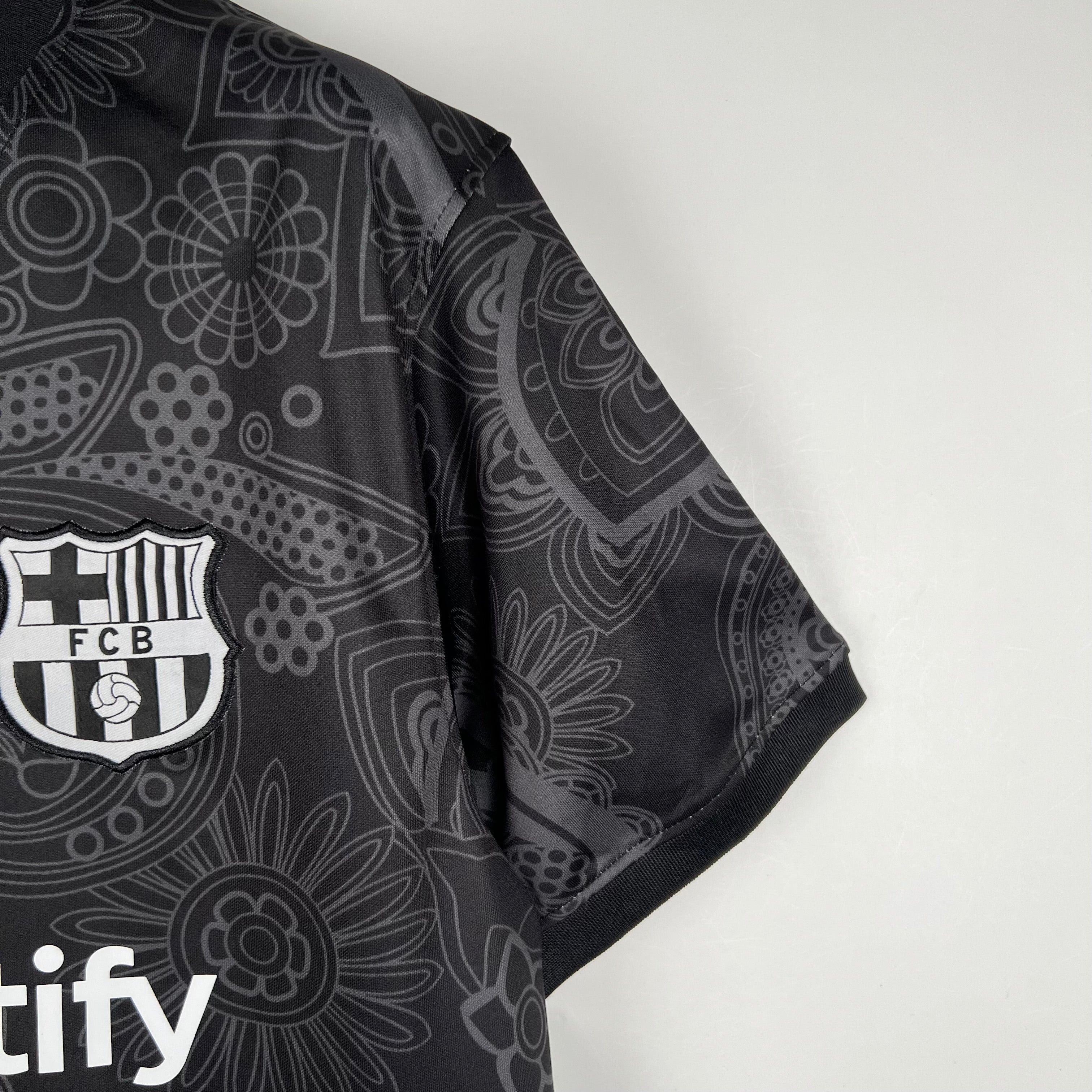 BARCELONA SPECIAL EDITION V 23/24 MEN