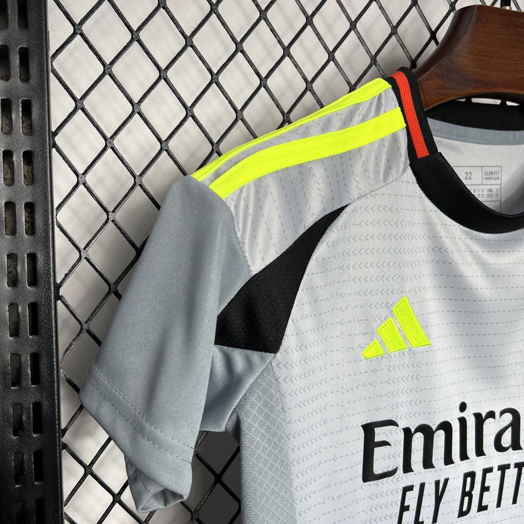 BENFICA III 24/25 KIDS KIT