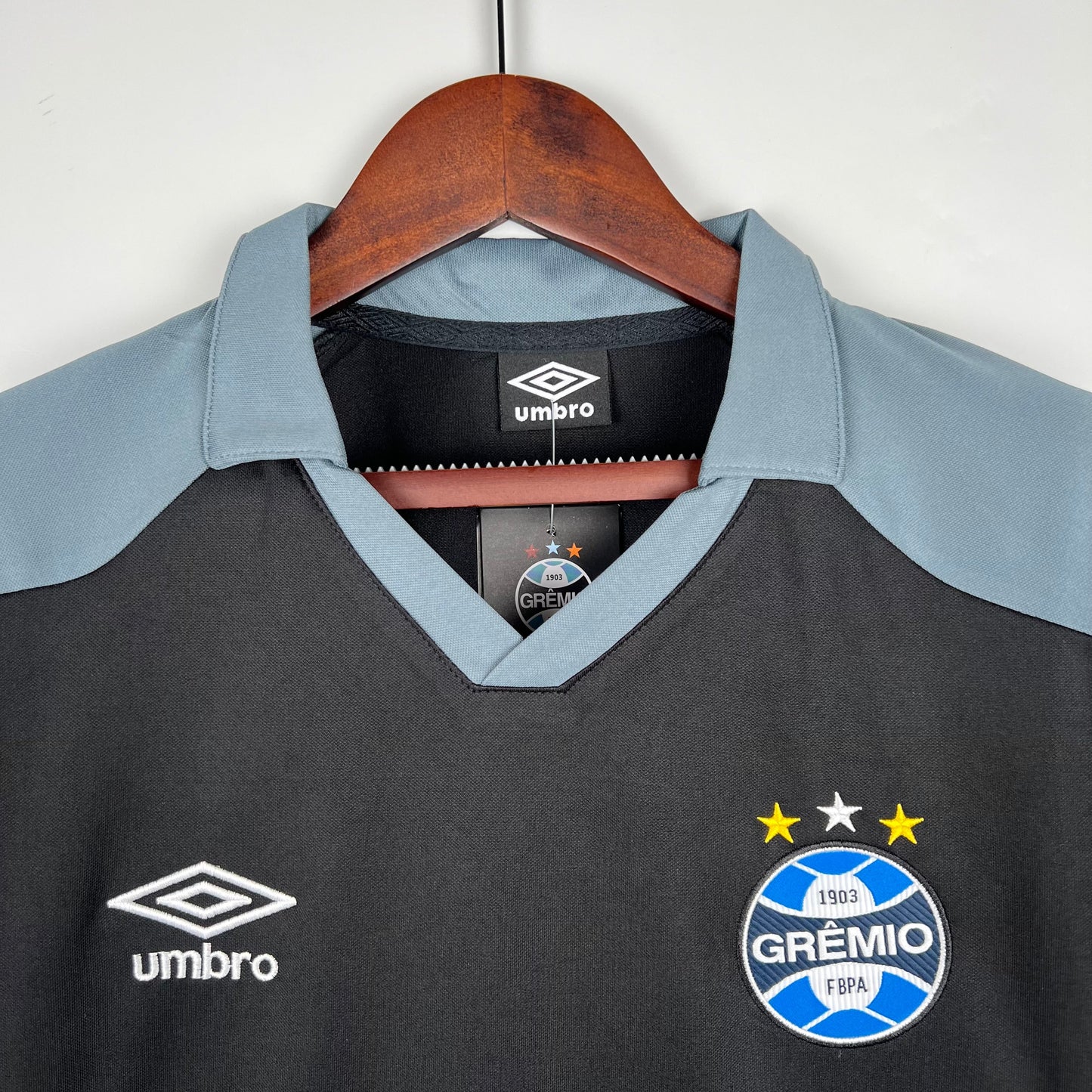 GREMIO TRAINING VI 23/24 MEN