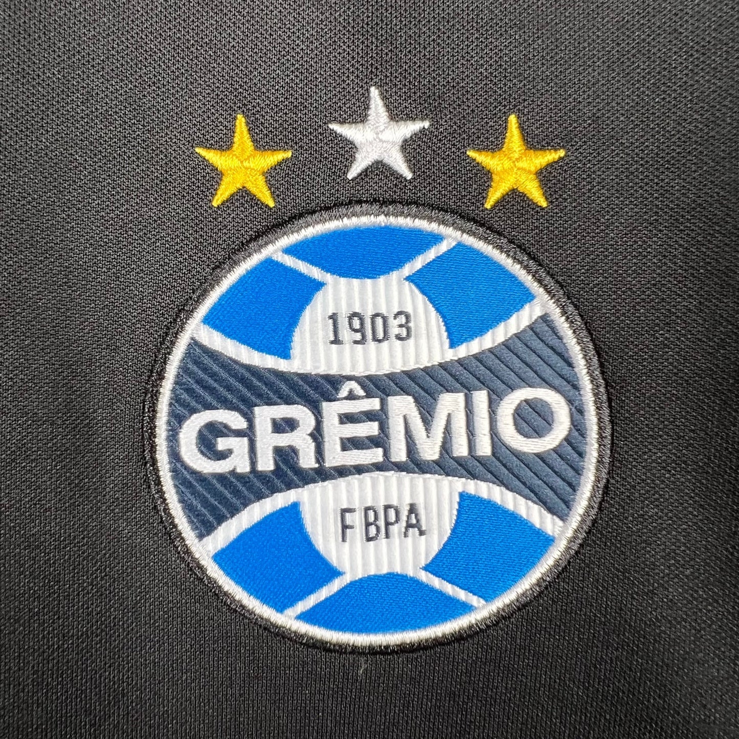 GREMIO TRAINING VI 23/24 MEN