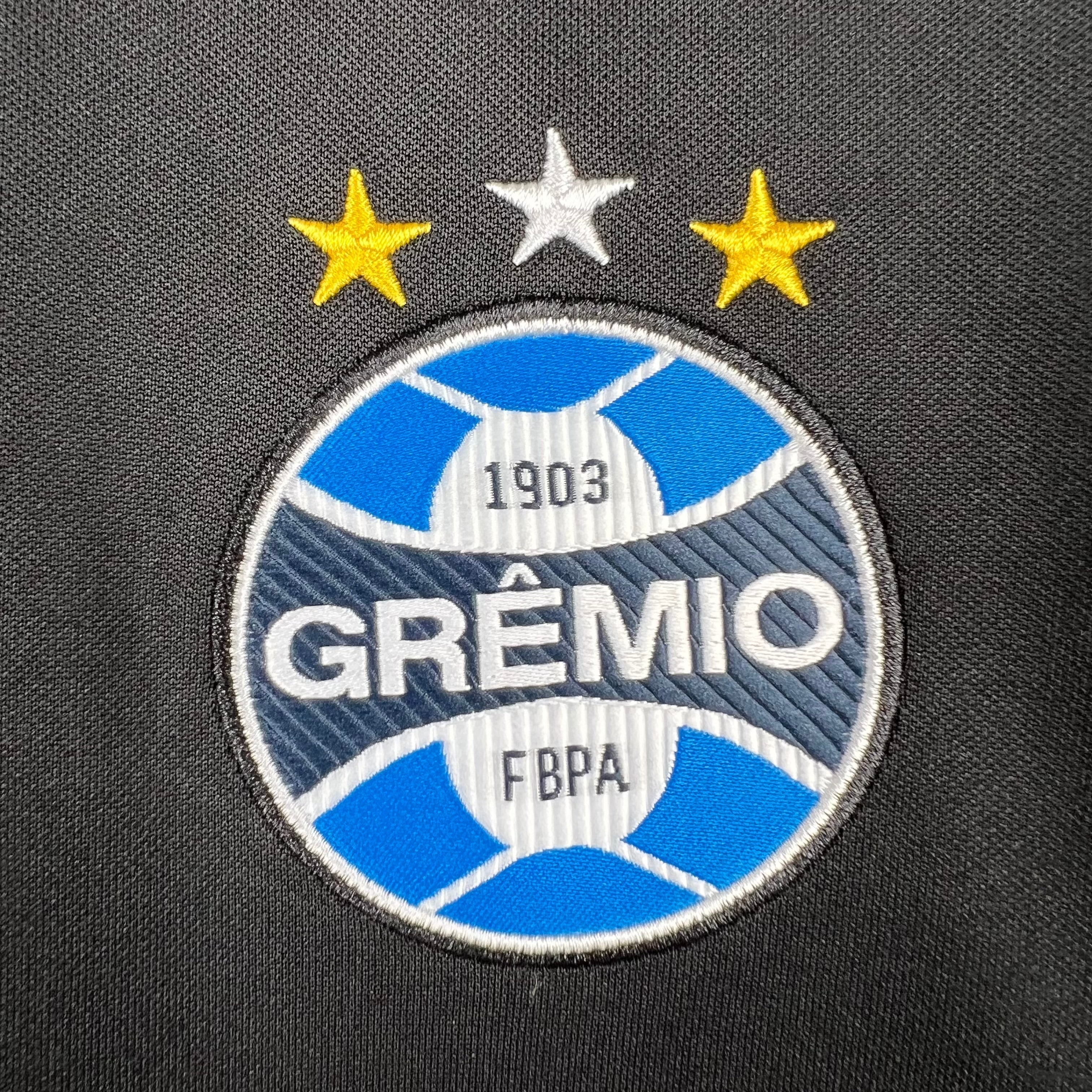 GREMIO TRAINING VI 23/24 MEN