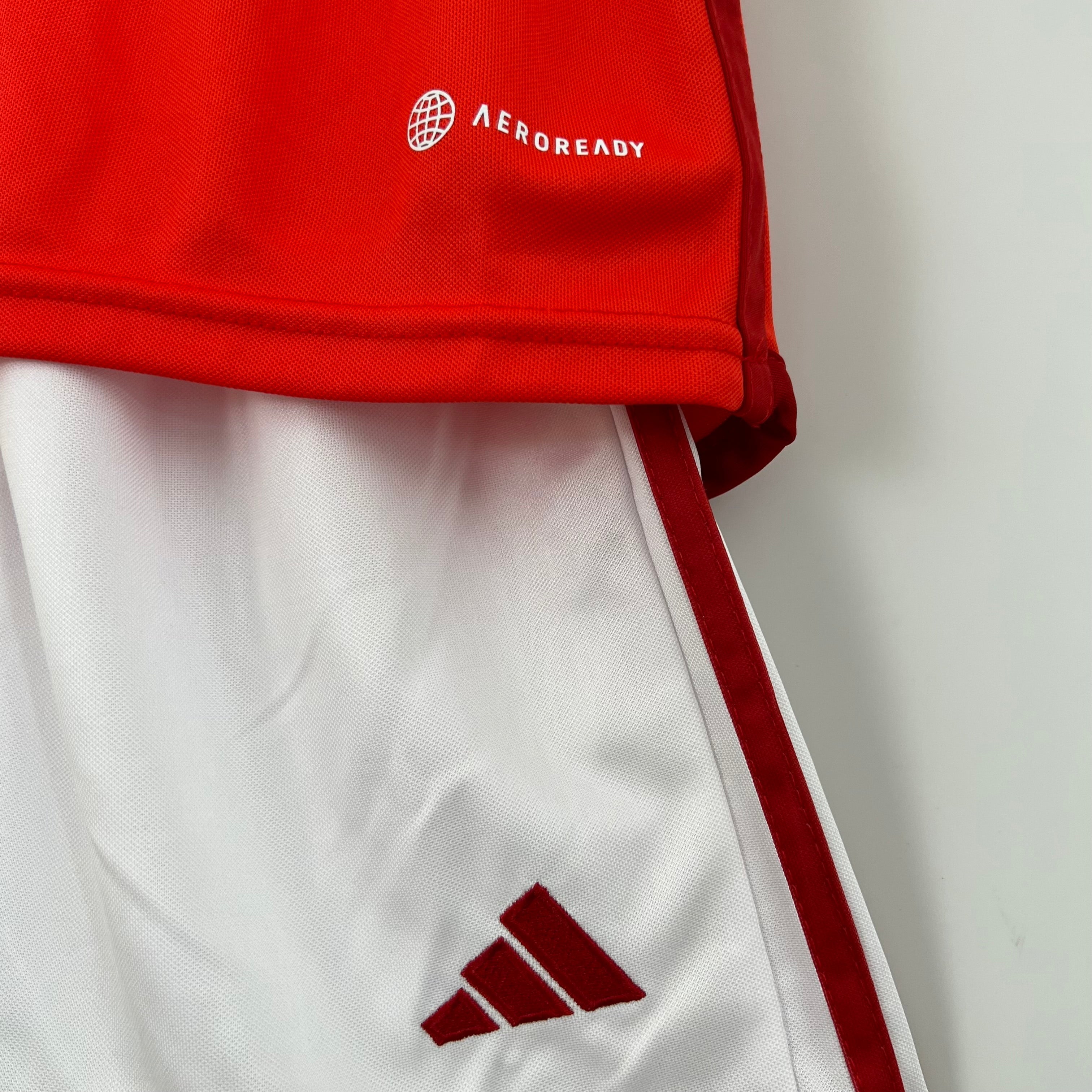 INTERNACIONAL I 23/24 KIDS KIT