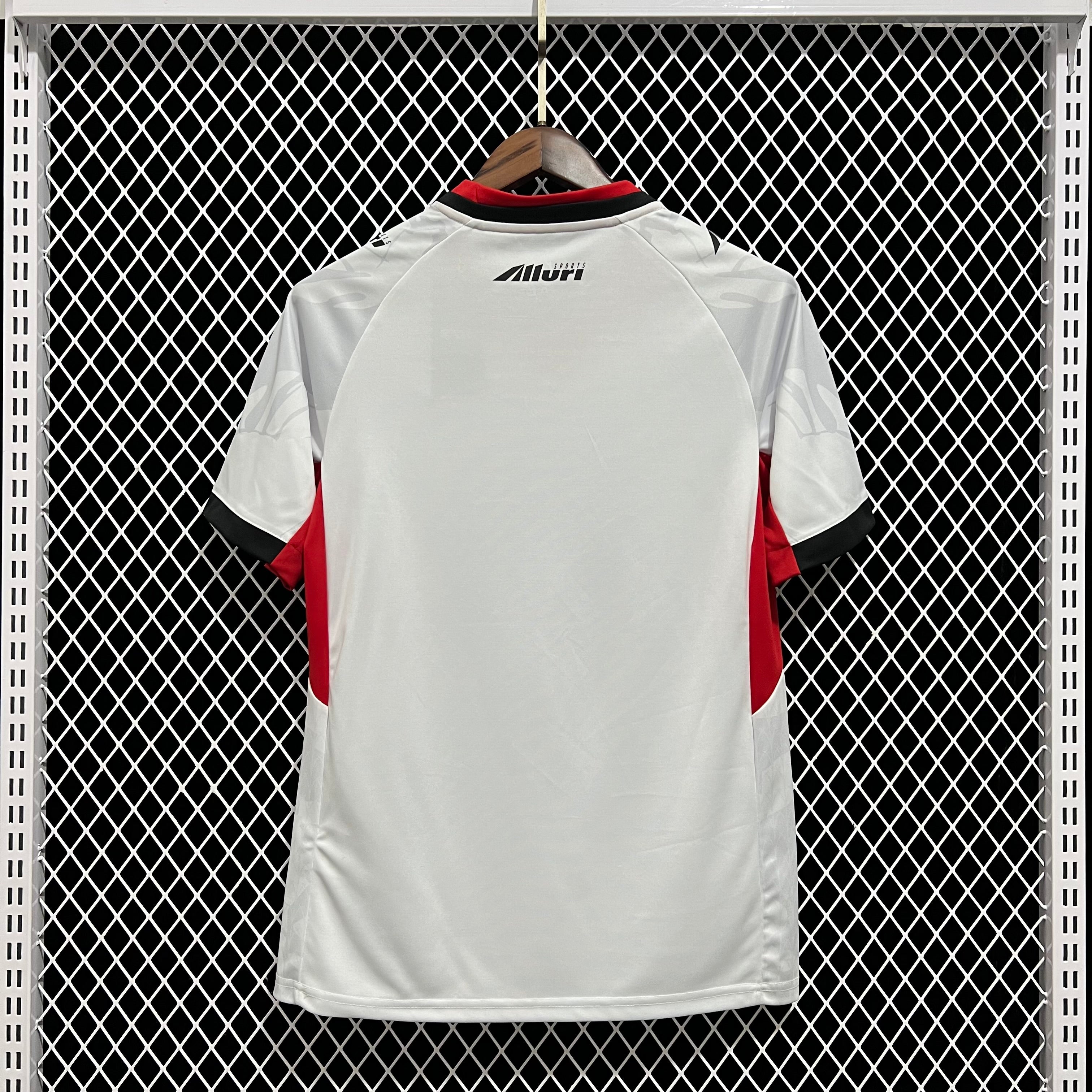 ITUANO lI 23/24 MEN