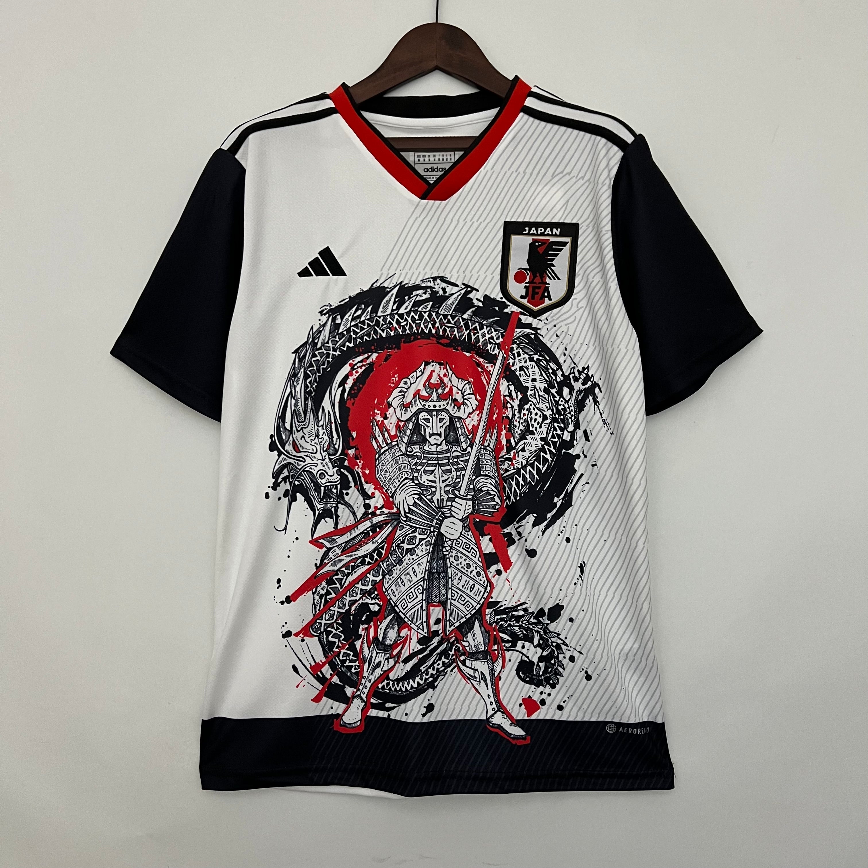 JAPAN SPECIAL EDITION V 23/24 MEN