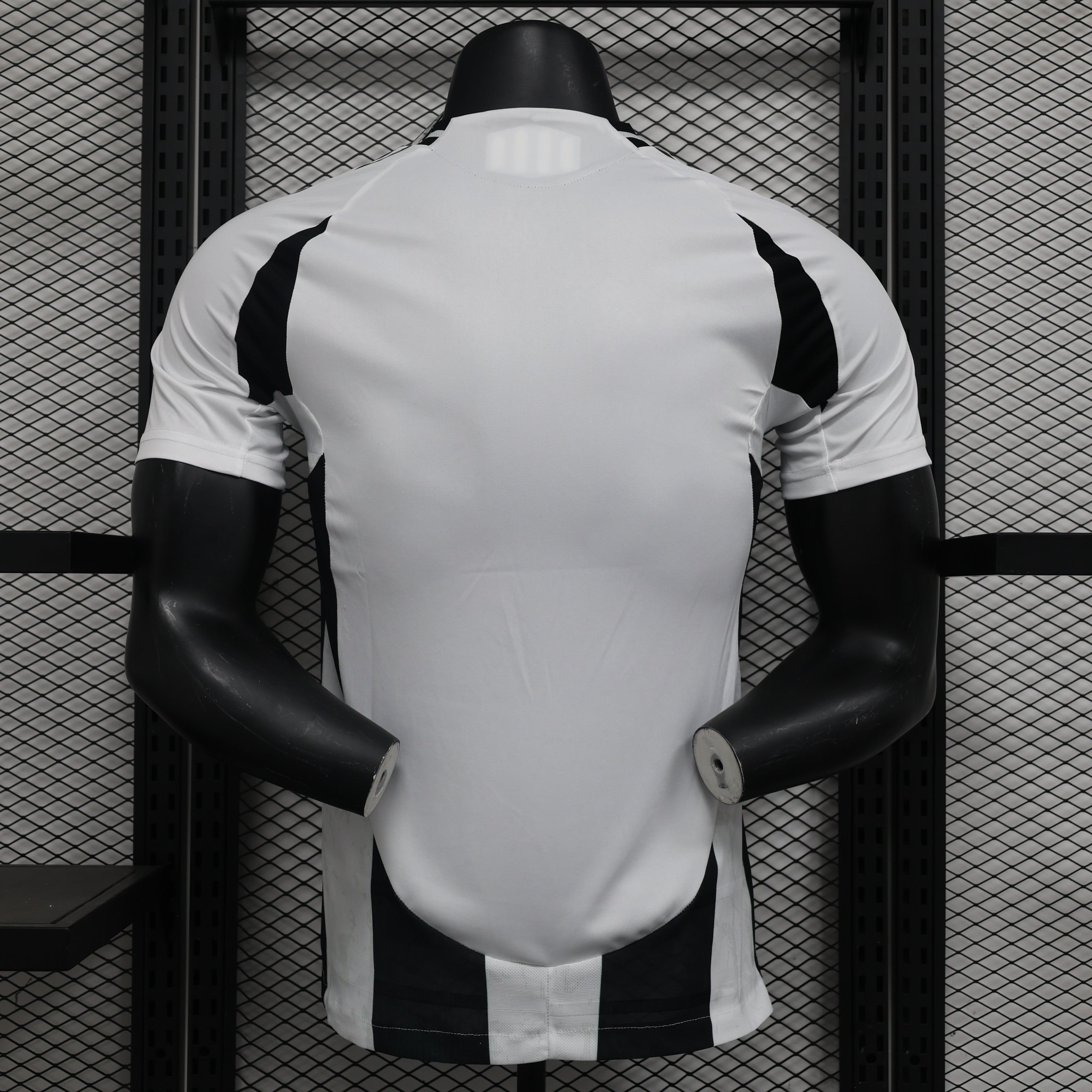 JUVENTUS I 24/25 MEN (PLAYER VERSION)