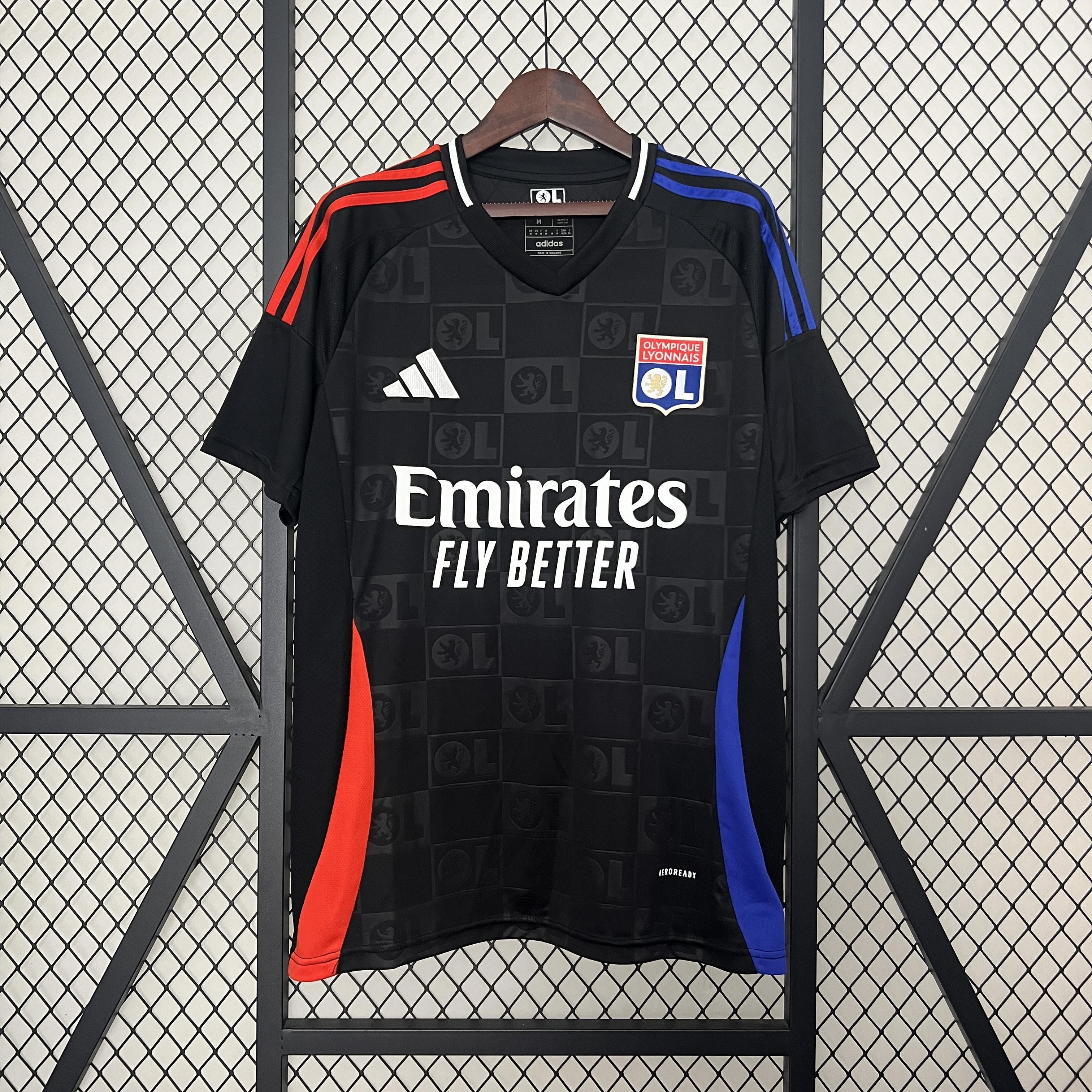 LYON II 24/25 MEN