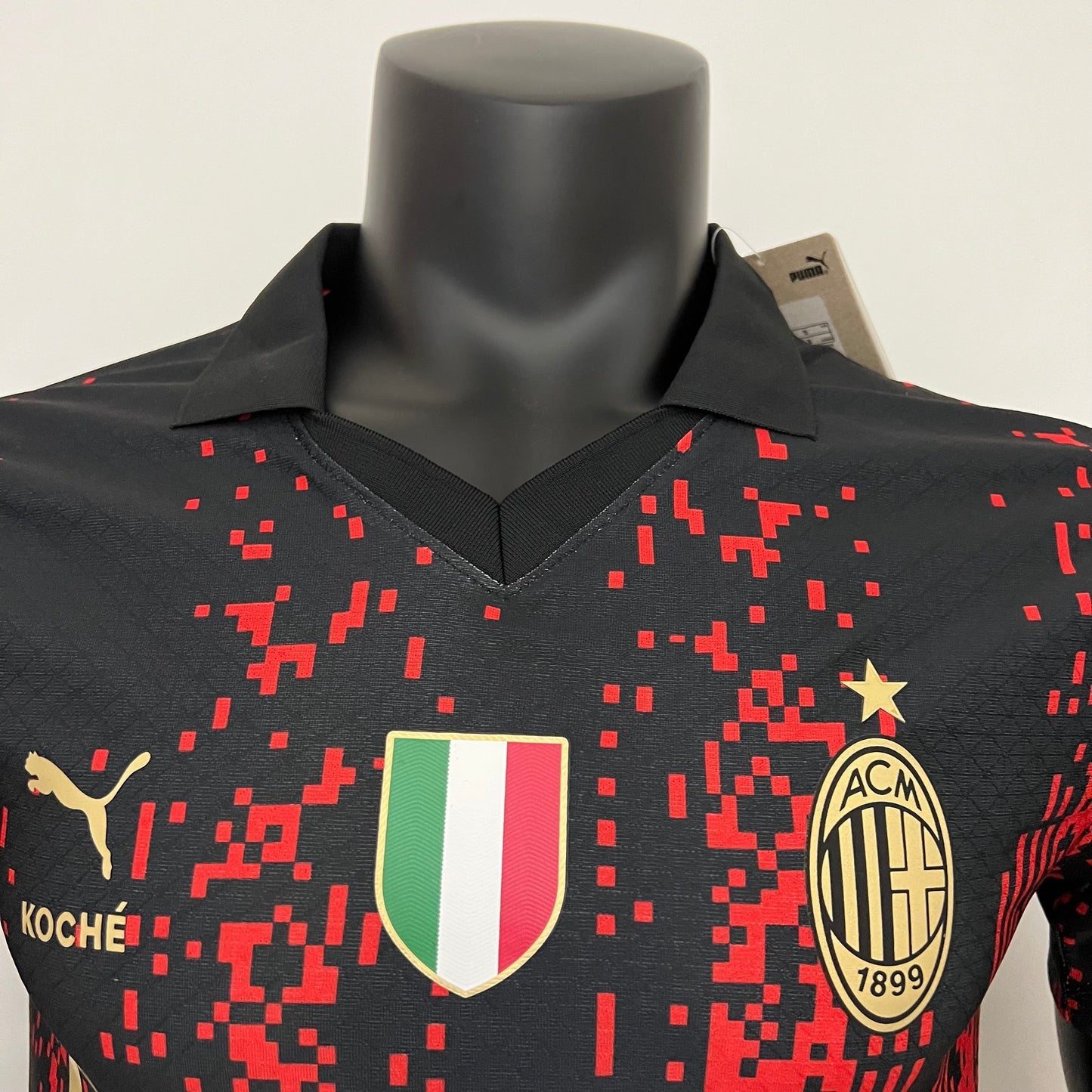 MILAN IV 23/24 MEN (PLAYER VERSION)