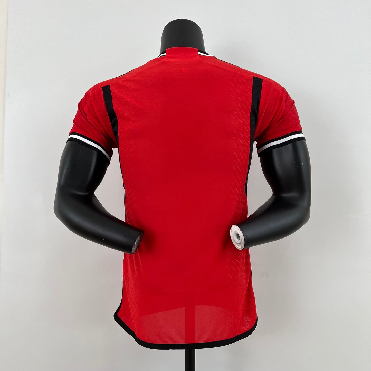 MANCHESTER UNITED I 23/24 MEN (PLAYER VERSION)