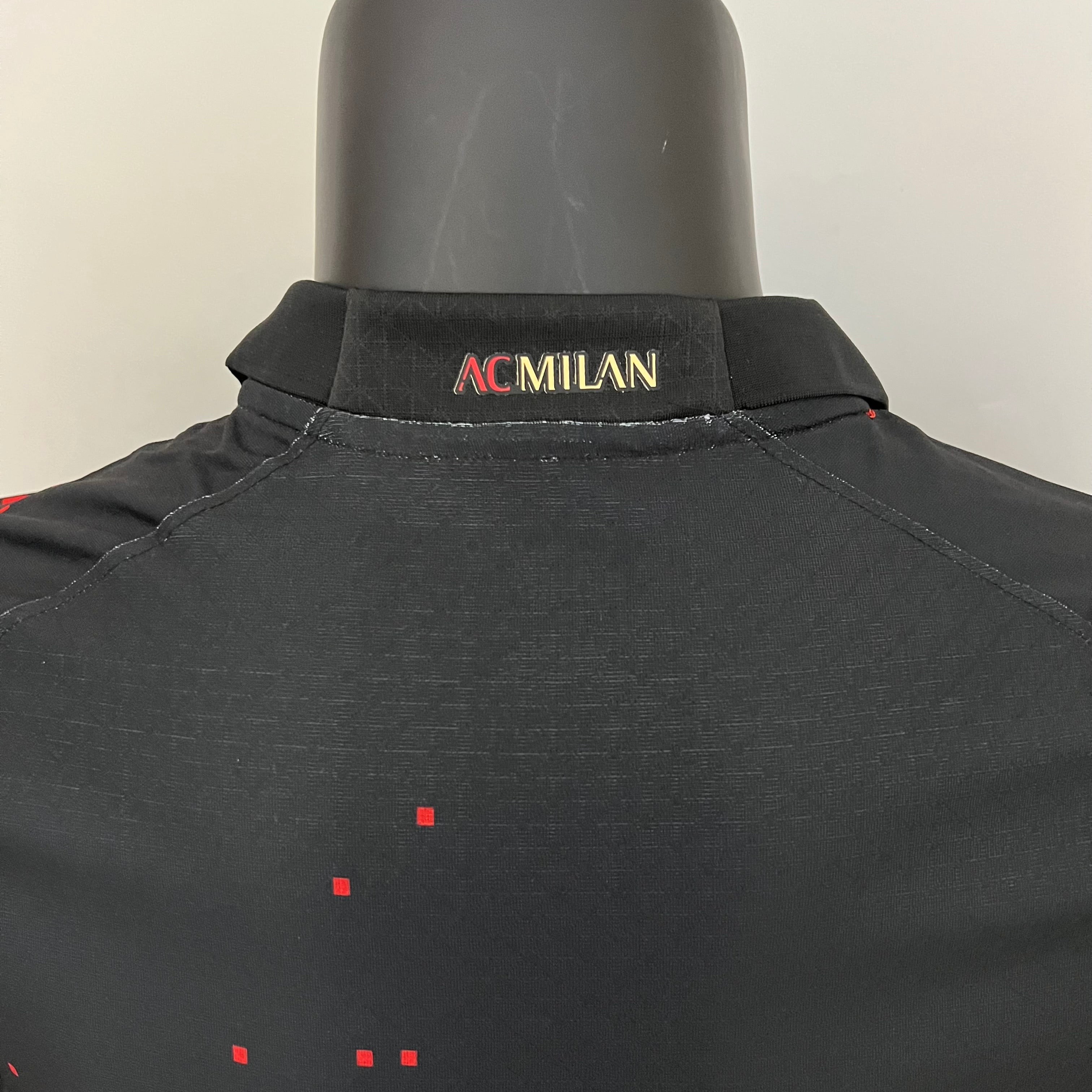 MILAN IV 23/24 MEN (PLAYER VERSION)