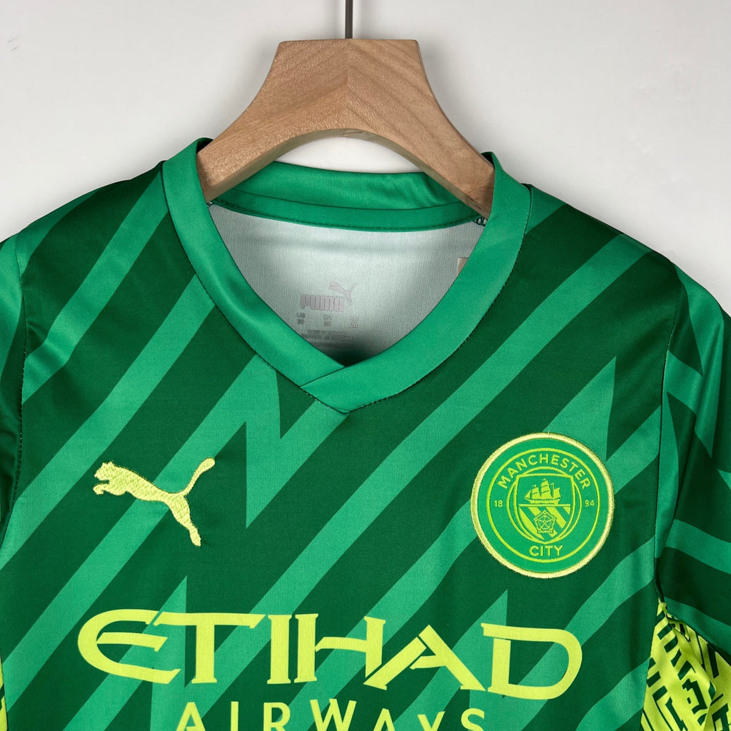 MANCHESTER CITY II GOALKEEPER/GOALKEEPER 23/24 KIDS KIT