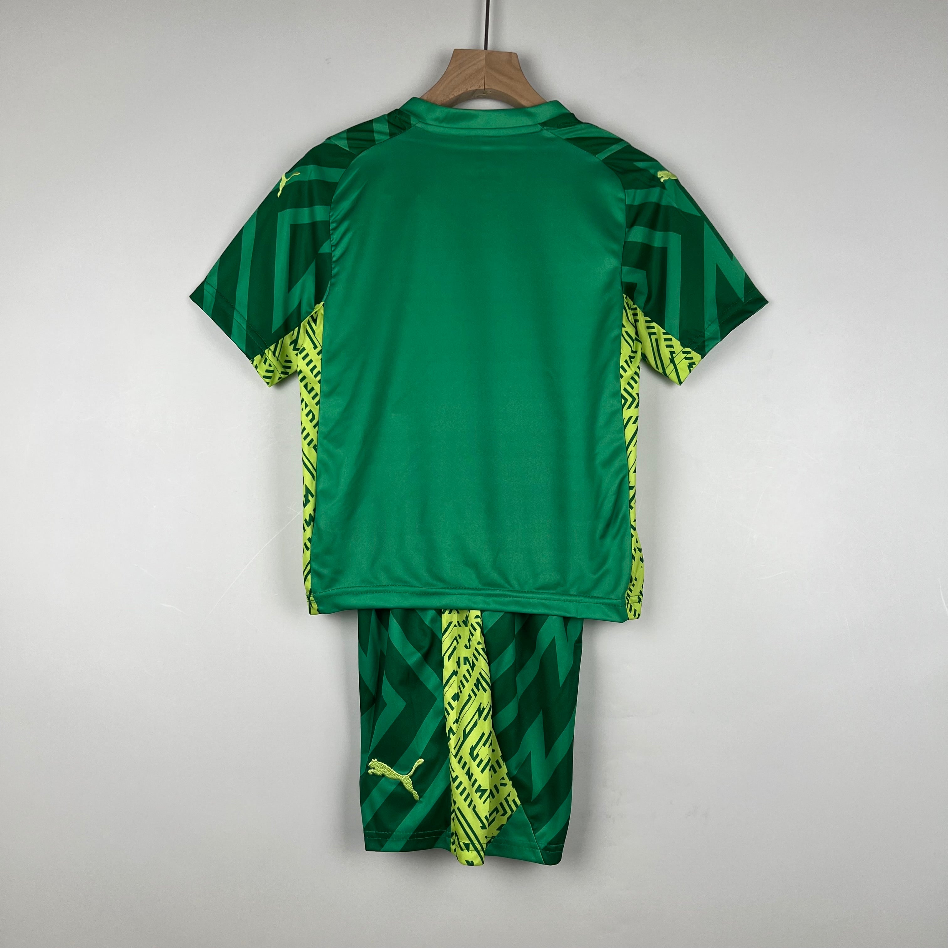 MANCHESTER CITY II GOALKEEPER/GOALKEEPER 23/24 KIDS KIT