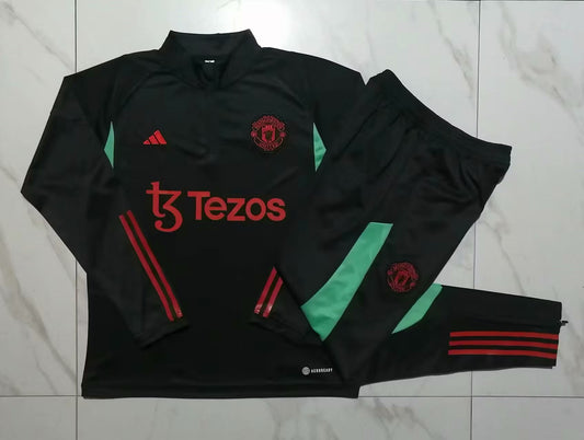MANCHESTER UNITED  TRAINING SET I 23/24 MEN