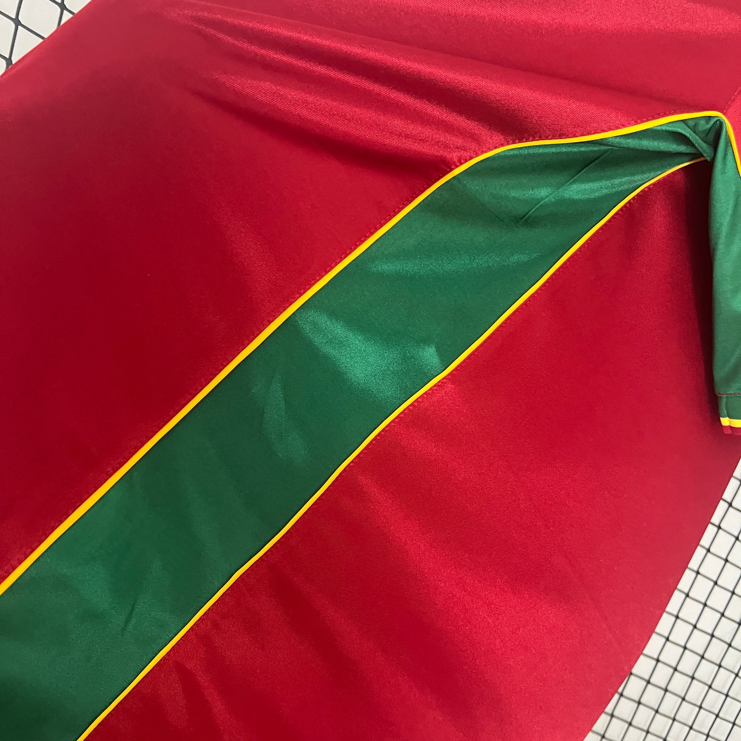 PORTUGAL 97/98 MEN (RETRO)