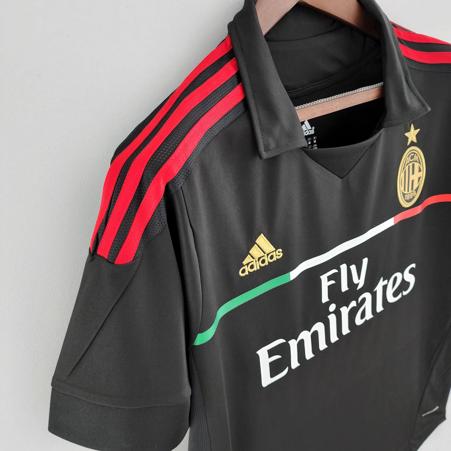 MILAN XVII 11/12 MEN (RETRO)