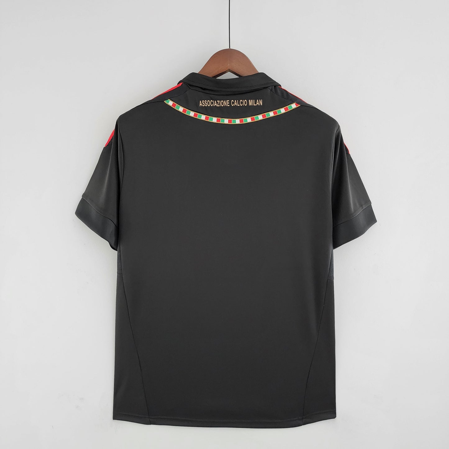 MILAN XVII 11/12 MEN (RETRO)