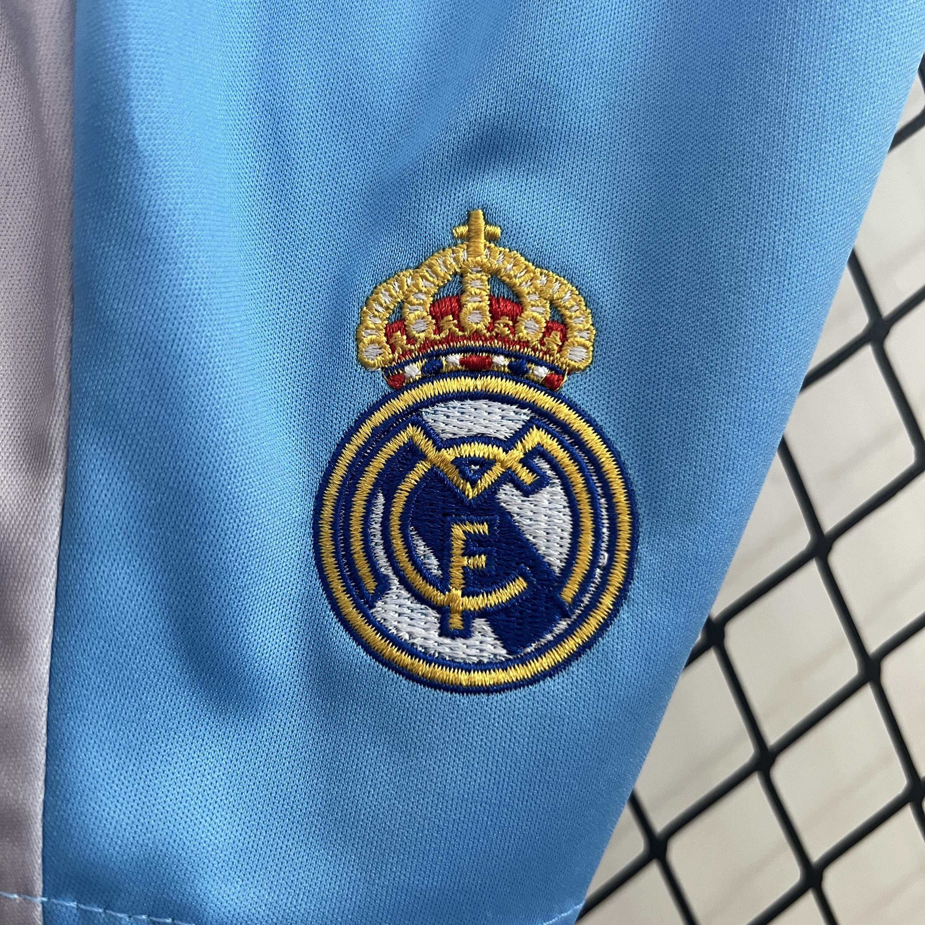 REAL MADRID GOALKEEPER/GOALKEEPER I 24/25 KIDS KIT