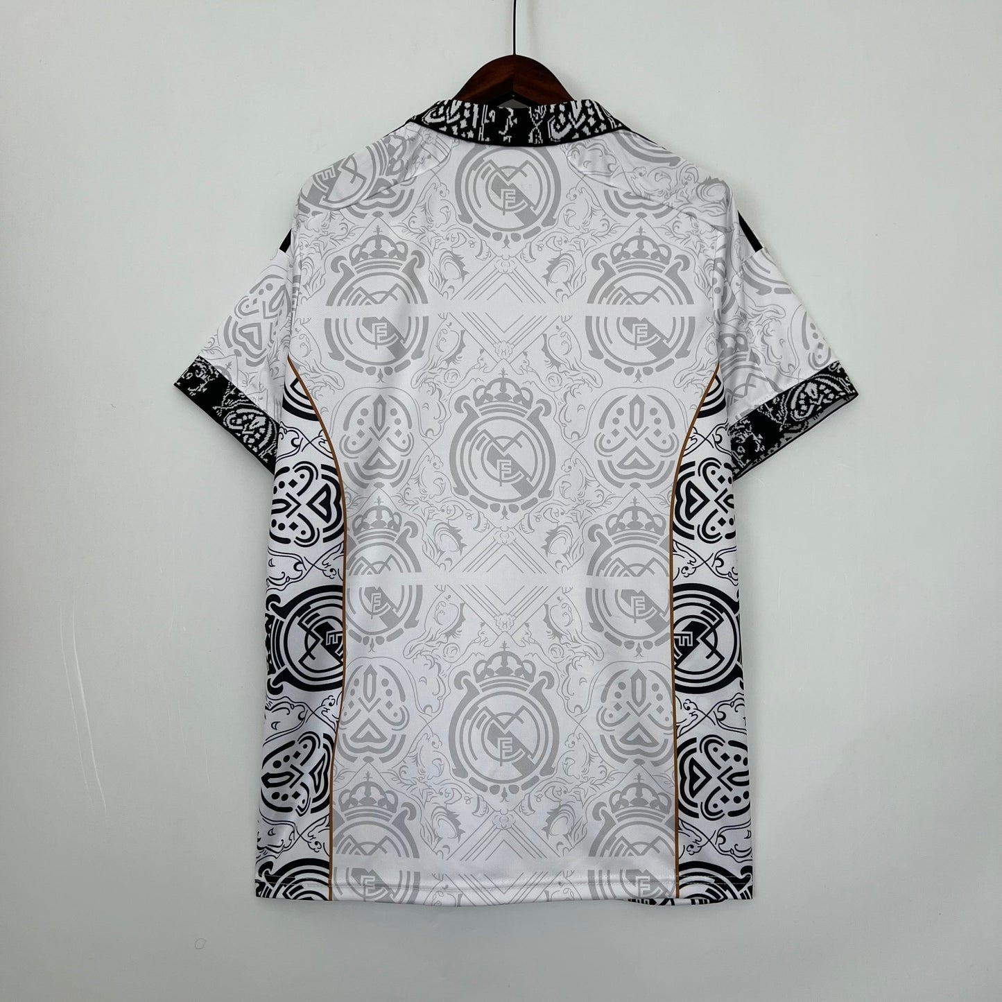 REAL MADRID SPECIAL EDITION V 23/24 MEN