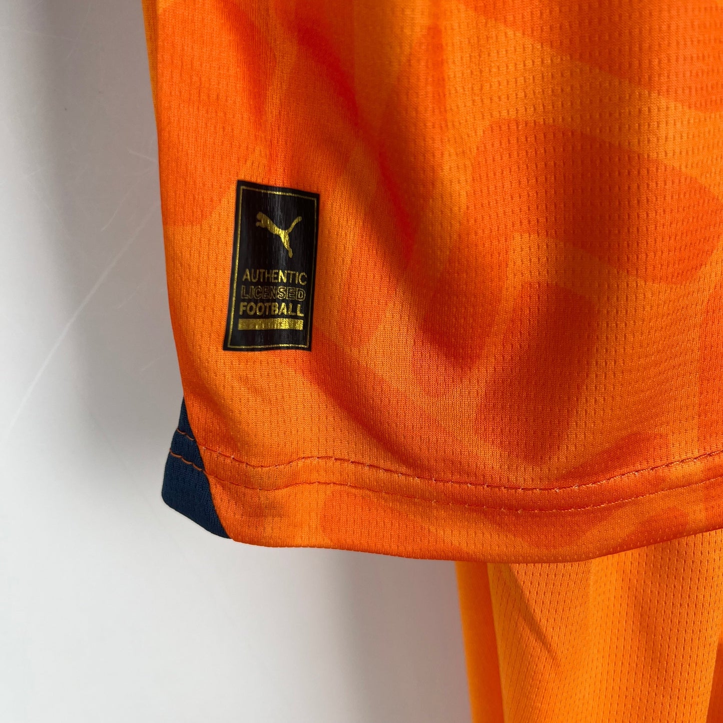 JERSEY VALENCIA III 23/24 KIDS KIT