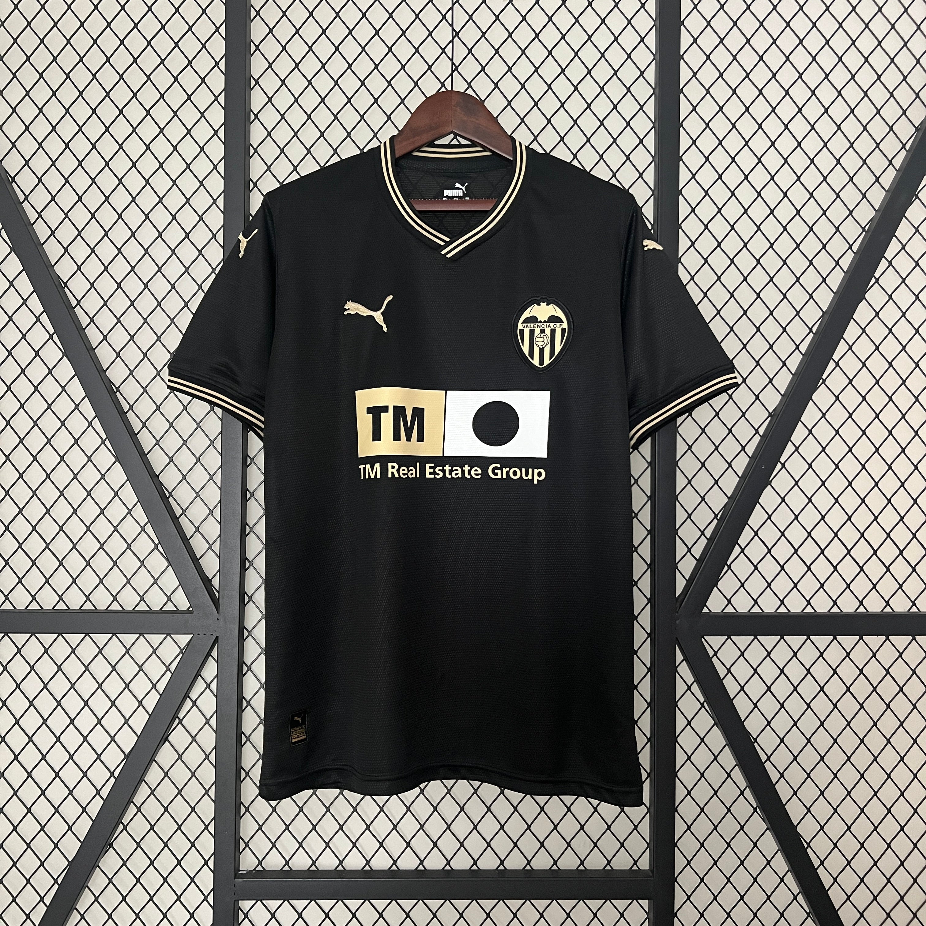 JERSEY VALENCIA SPECIAL EDITION LIMITED BLACK 24/25 MEN